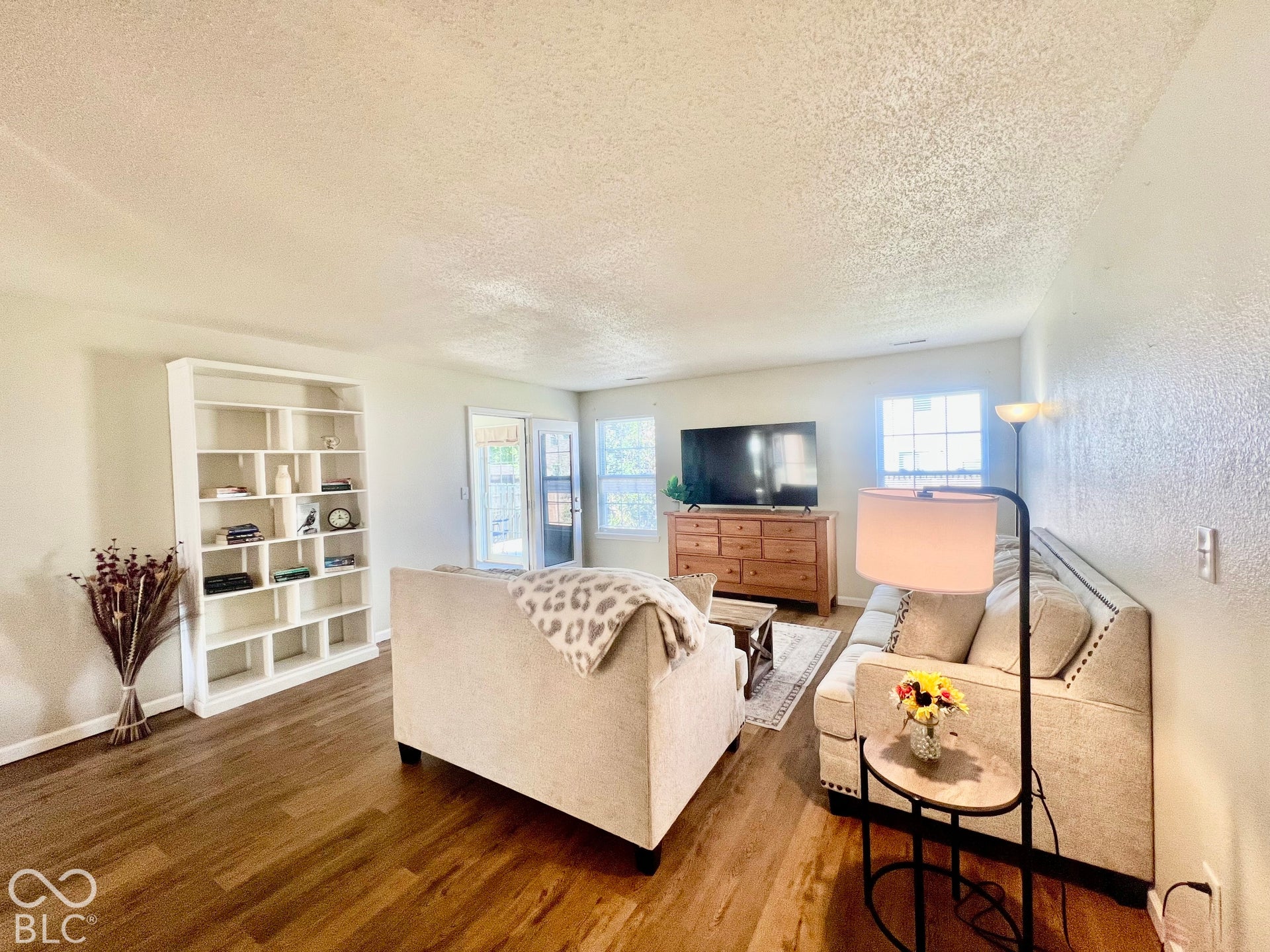 2390 Lakecrest Drive, Columbus, IN 47201