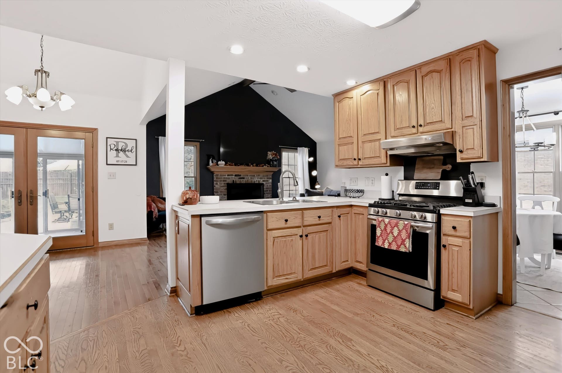 1598 Thornburg Lane, Franklin, IN 46131 1598 Thornburg Lane, Franklin, IN 46131