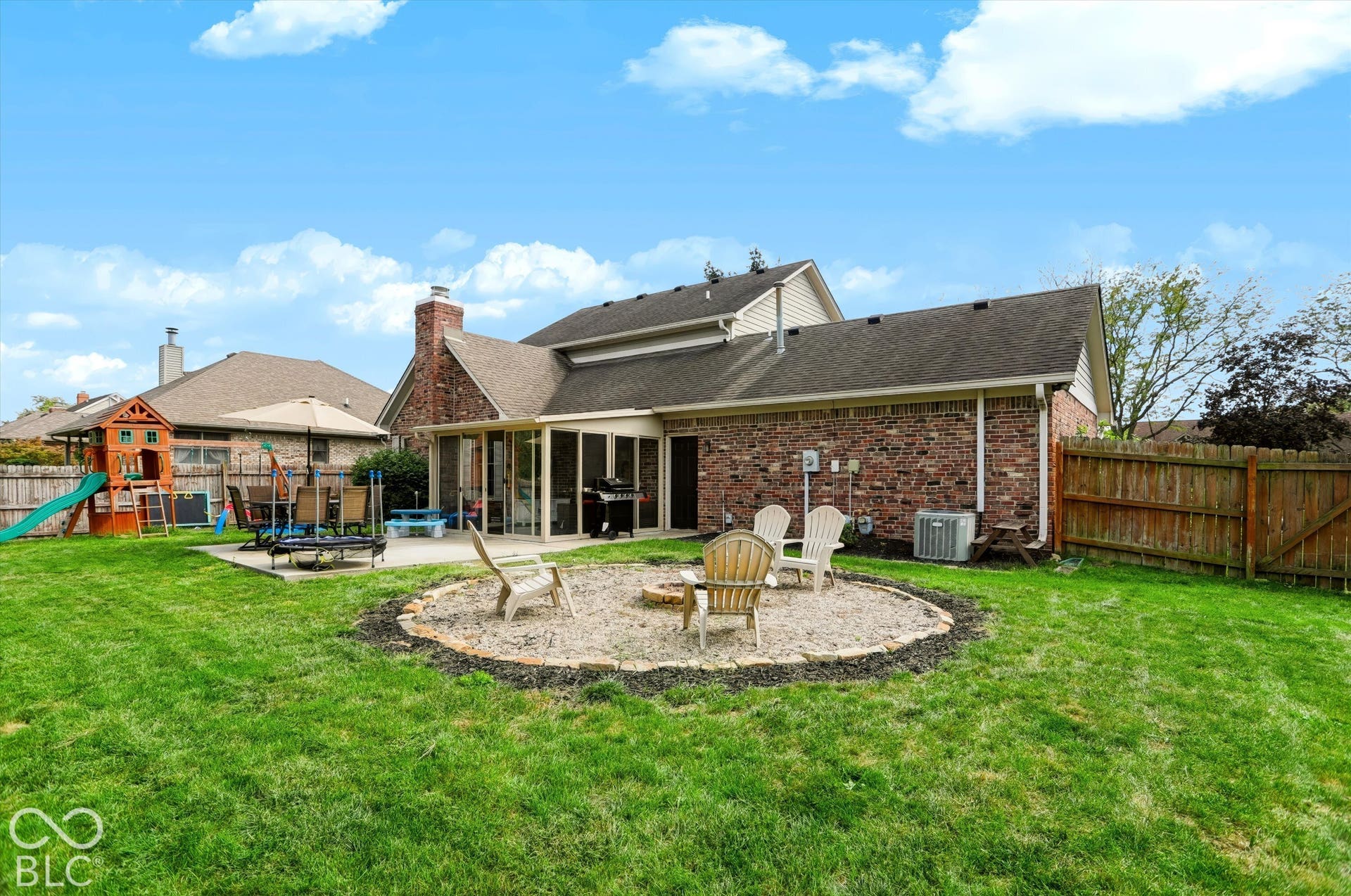 1598 Thornburg Lane, Franklin, IN 46131 1598 Thornburg Lane, Franklin, IN 46131