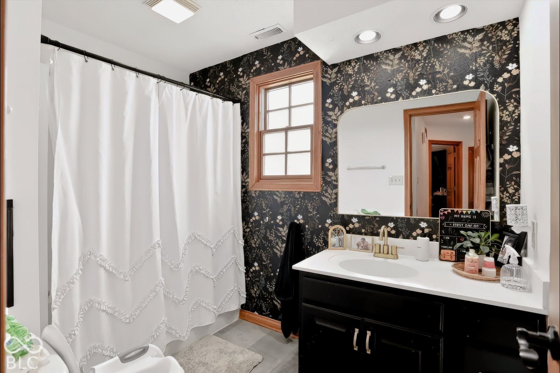 1598 Thornburg Lane, Franklin, IN 46131 1598 Thornburg Lane, Franklin, IN 46131