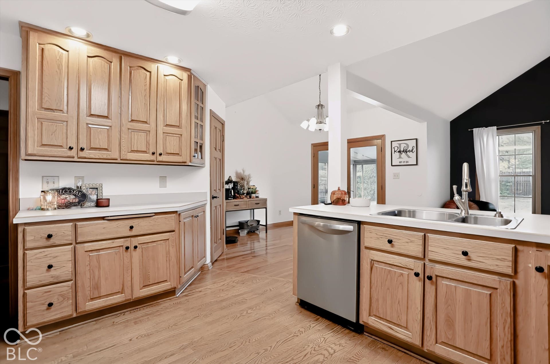 1598 Thornburg Lane, Franklin, IN 46131 1598 Thornburg Lane, Franklin, IN 46131