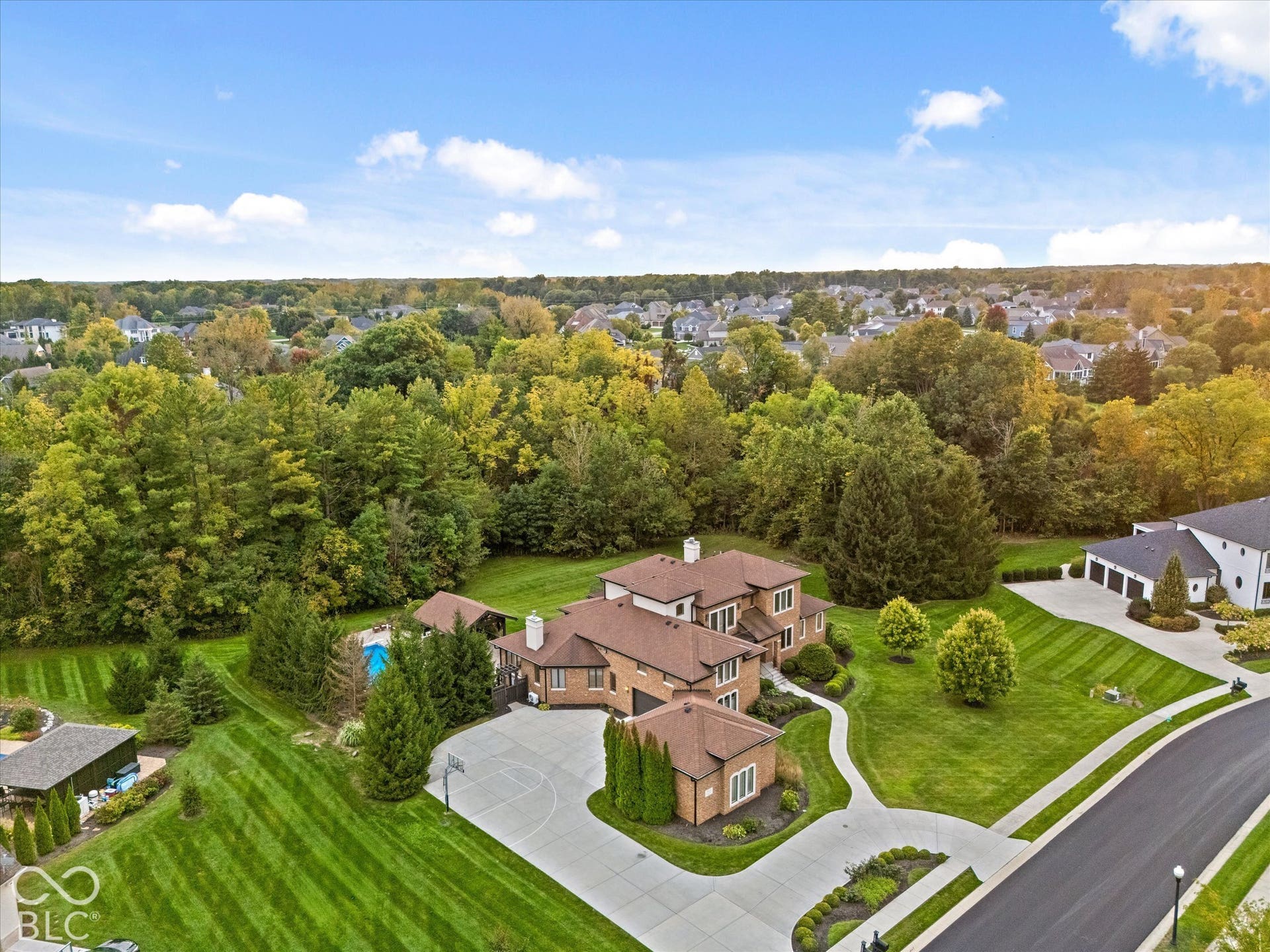 11624 Willow Springs Drive, Zionsville, IN 46077
