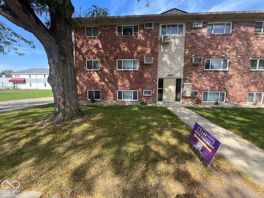Property photo for 1142 Evans Avenue, Noblesville, IN