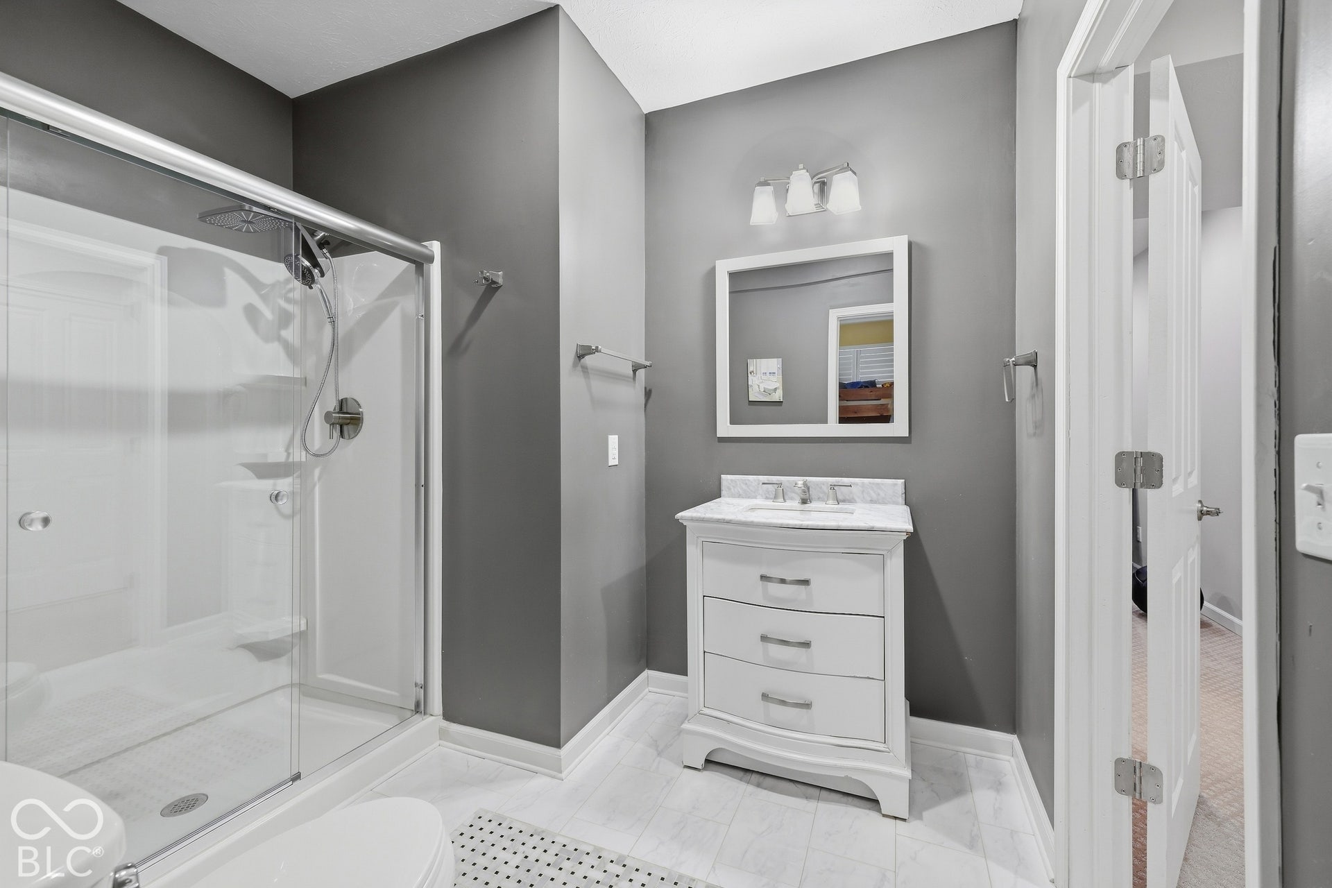 Lower level full bath