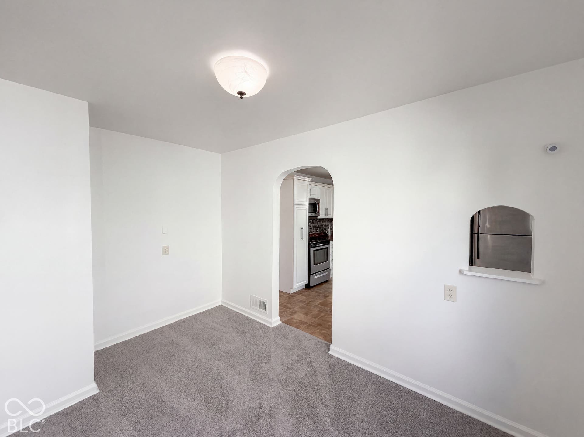 122 S 6th Avenue, Beech Grove, IN 46107