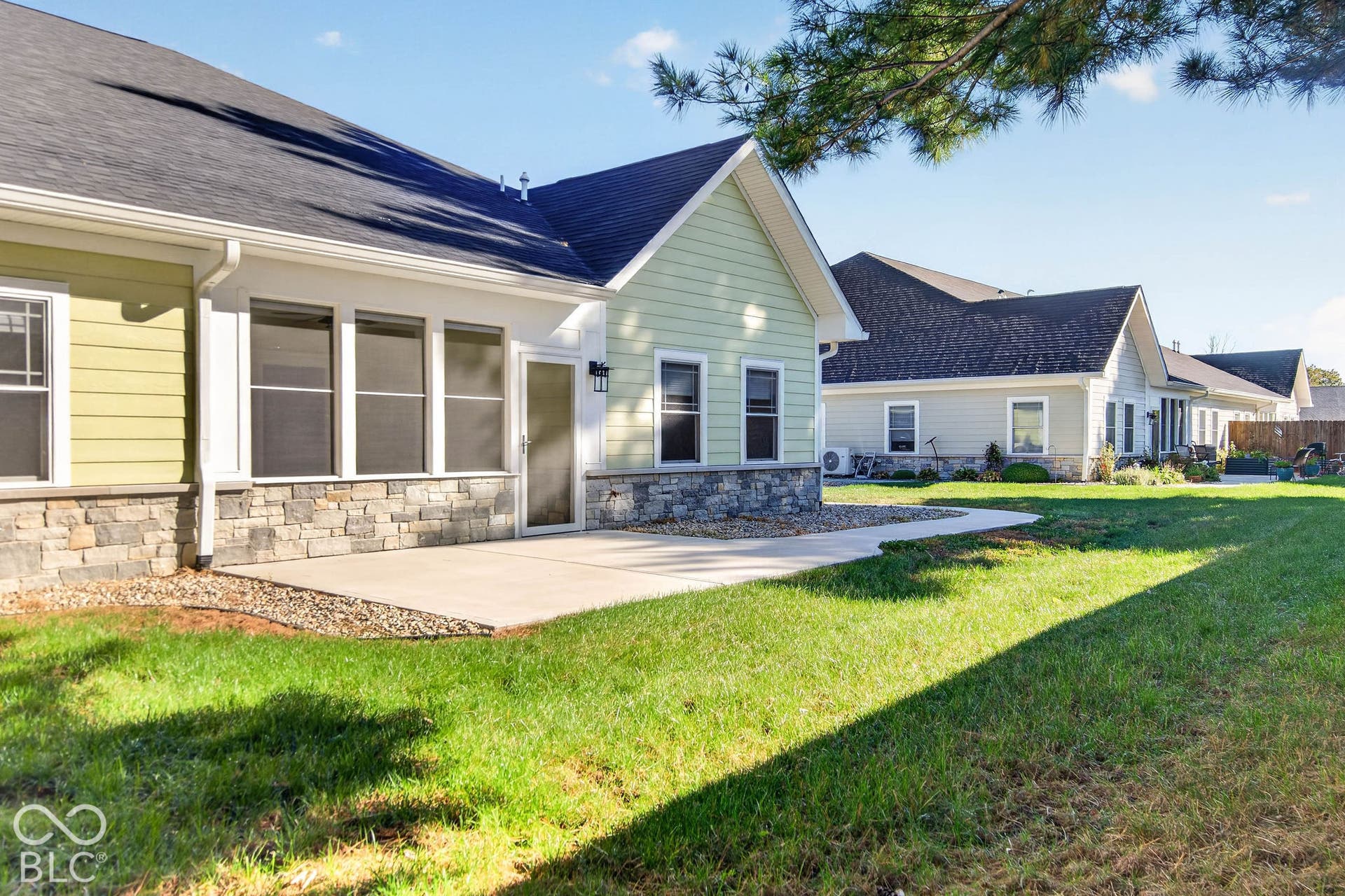 307 Blue River Drive, Knightstown, IN 46148