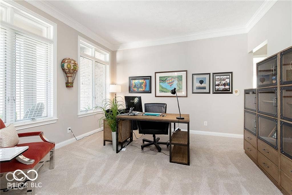 Home office alternative for Dining room. (Not the current setup.)
