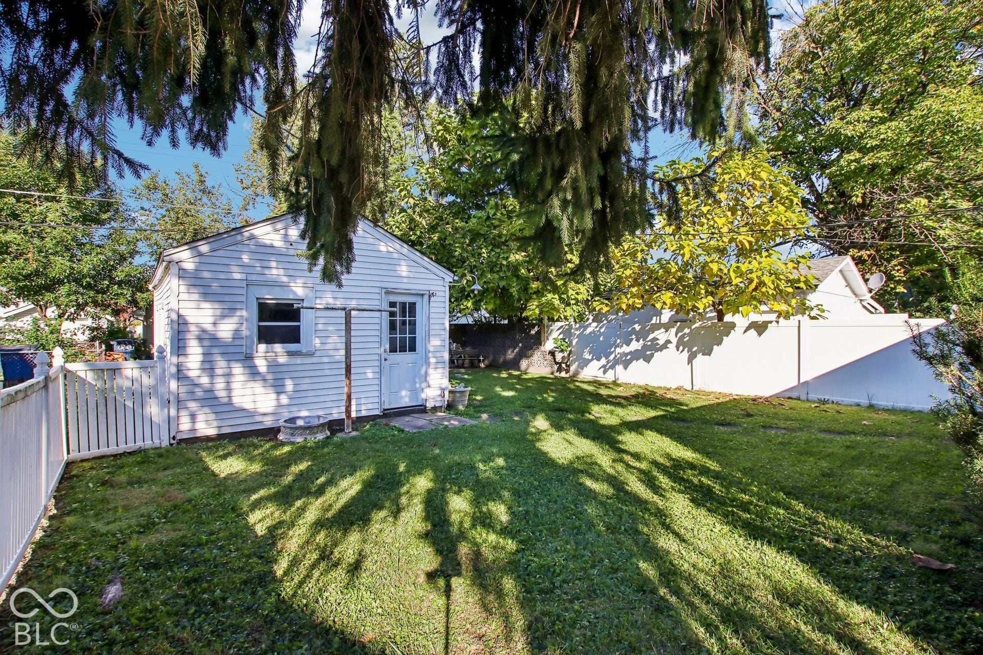 140 S 7th Avenue, Beech Grove, IN 46107