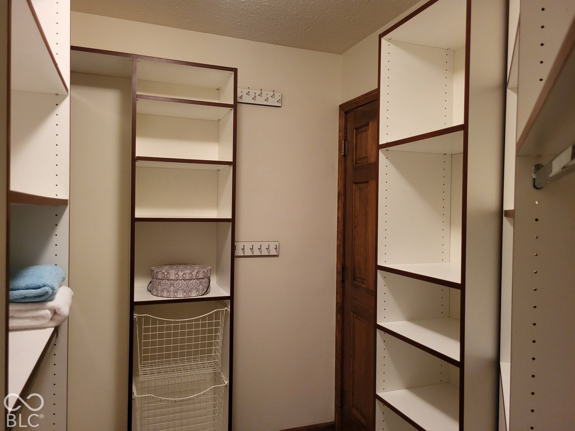 10480 Watkins Drive, Indianapolis, IN 46234 10480 Watkins Drive, Indianapolis, IN 46234