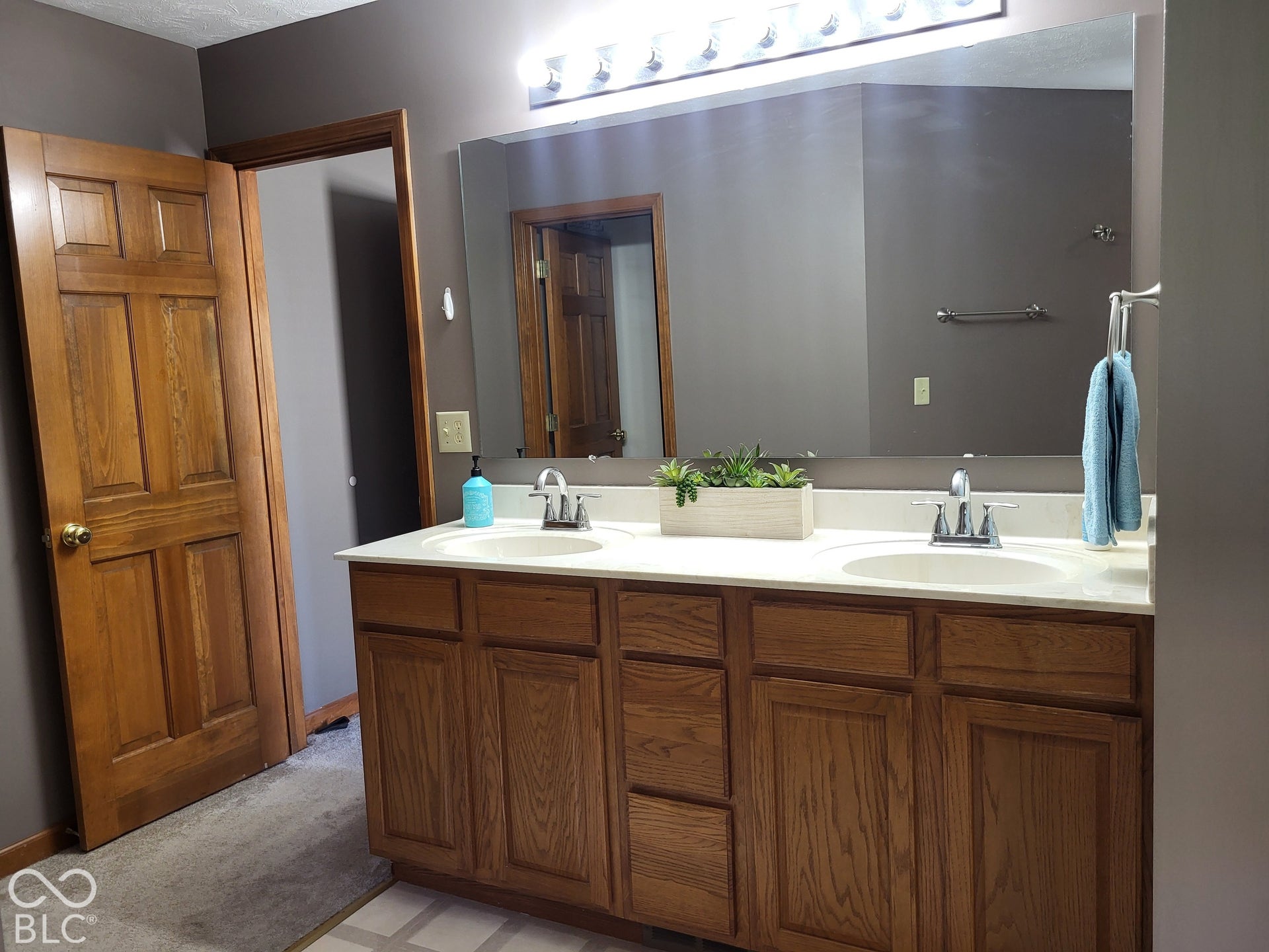 10480 Watkins Drive, Indianapolis, IN 46234 10480 Watkins Drive, Indianapolis, IN 46234