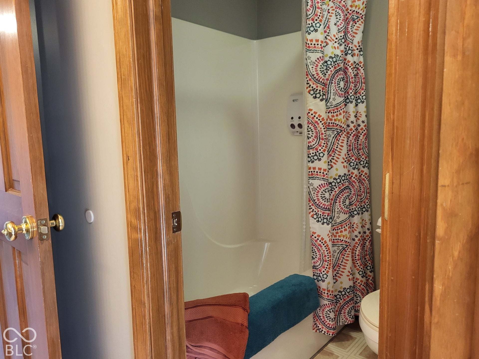 10480 Watkins Drive, Indianapolis, IN 46234 10480 Watkins Drive, Indianapolis, IN 46234