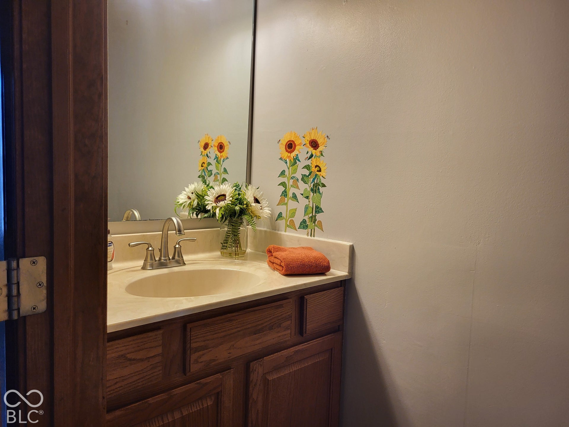 10480 Watkins Drive, Indianapolis, IN 46234 10480 Watkins Drive, Indianapolis, IN 46234