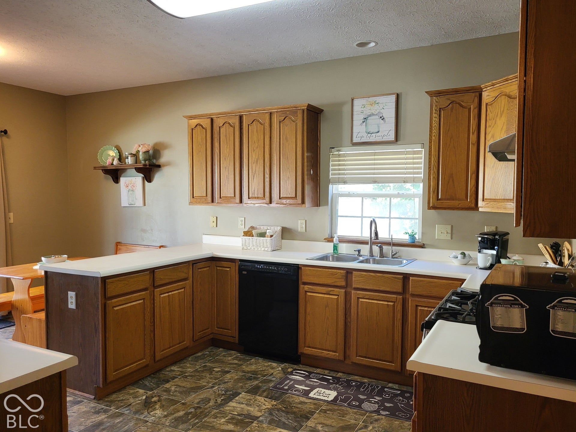 10480 Watkins Drive, Indianapolis, IN 46234 10480 Watkins Drive, Indianapolis, IN 46234
