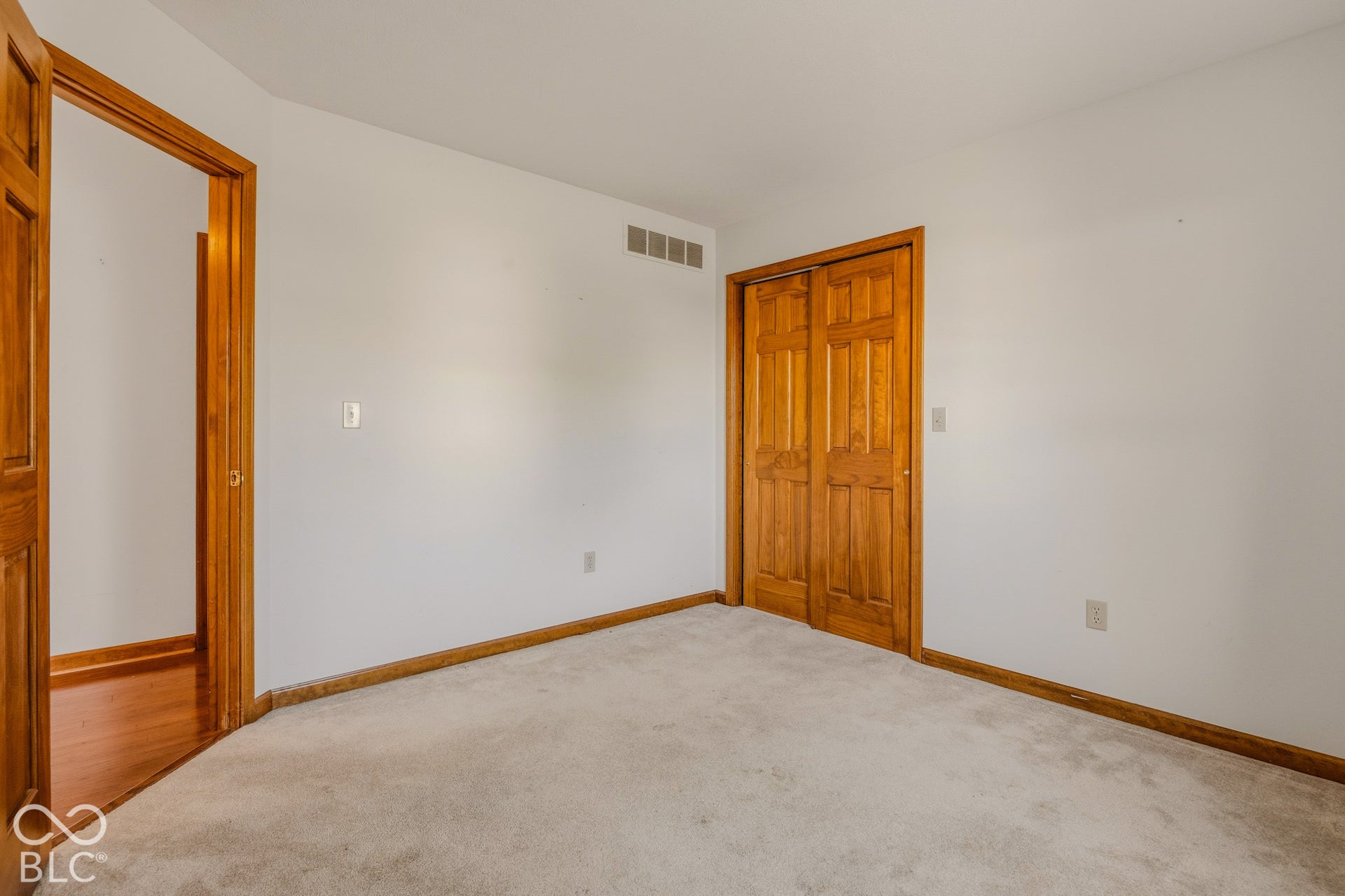 3445 Brent Cross Drive, Columbus, IN 47203