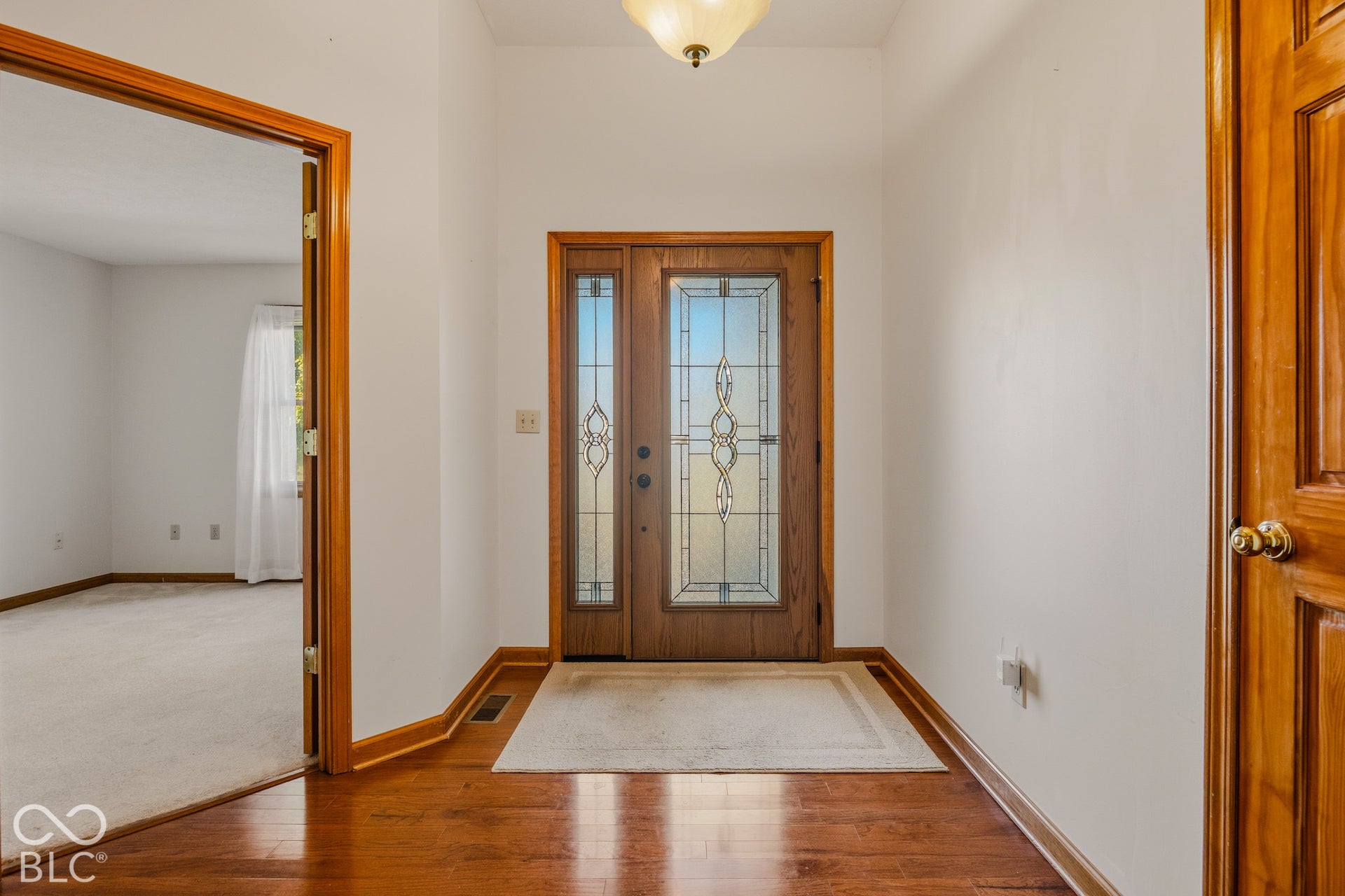 3445 Brent Cross Drive, Columbus, IN 47203