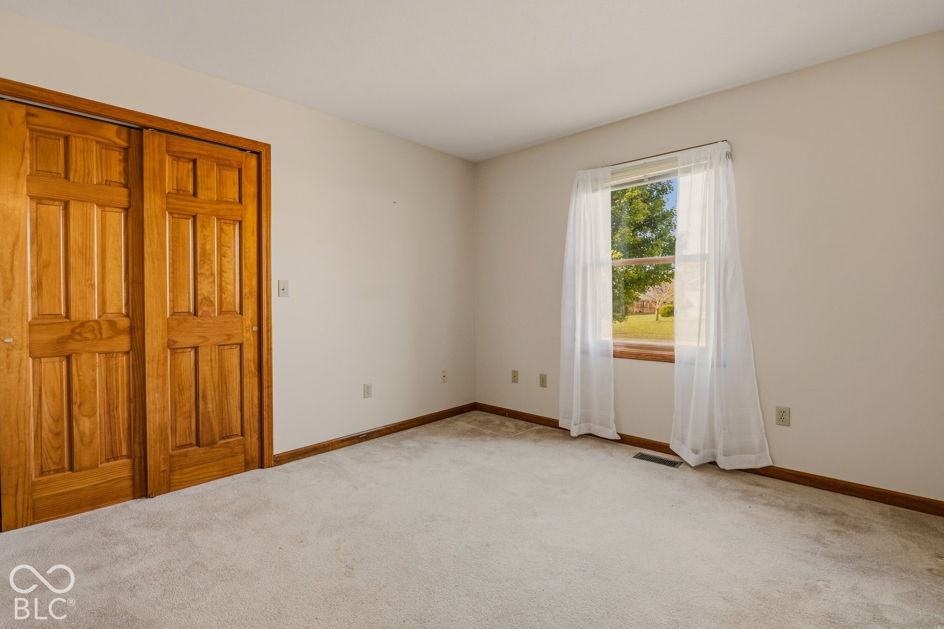 3445 Brent Cross Drive, Columbus, IN 47203