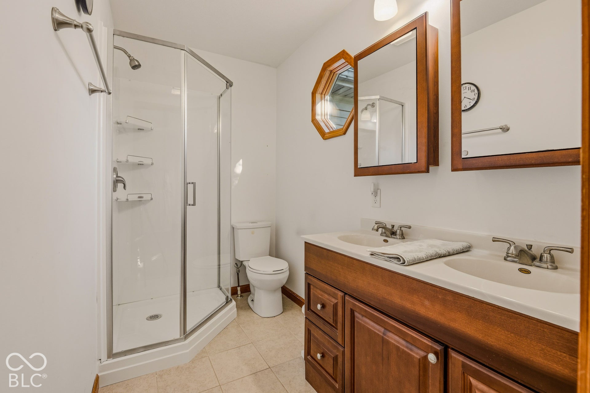 3445 Brent Cross Drive, Columbus, IN 47203