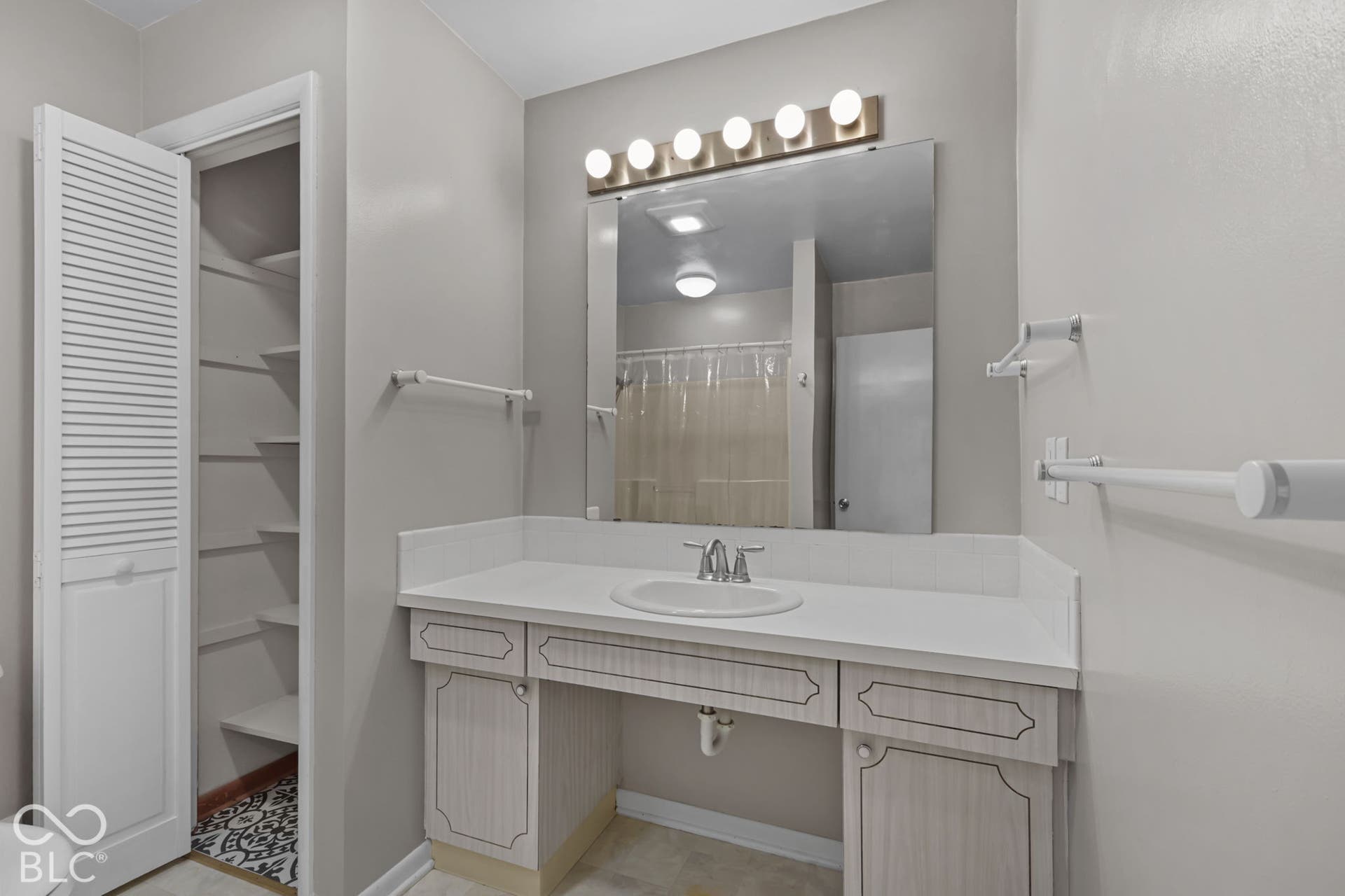 2991 Jay Dee Lane, Greenwood, IN 46143
