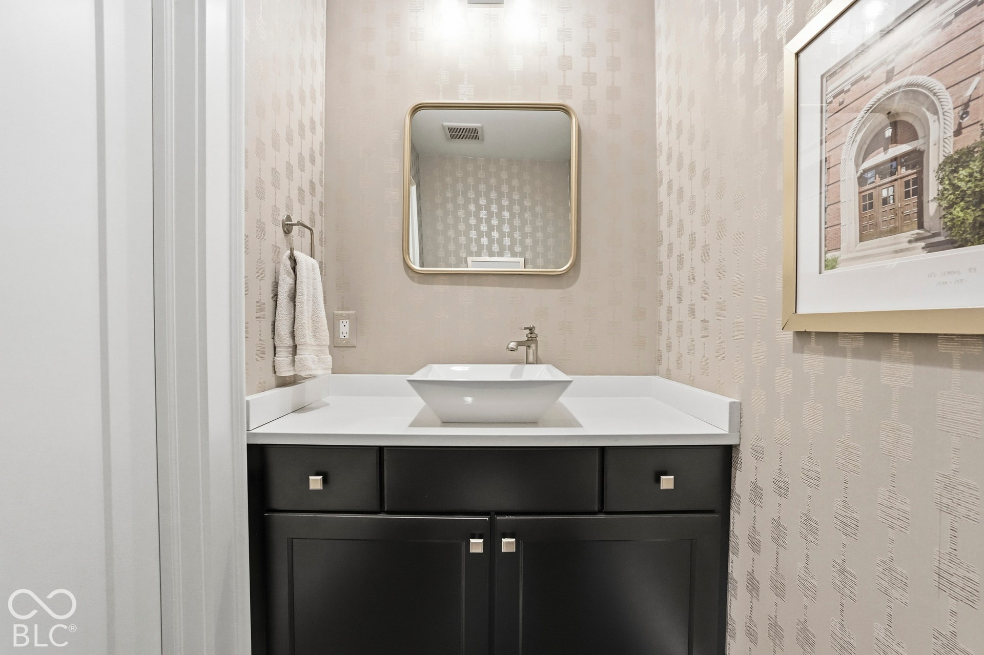 POWDER ROOM MAIN LEVEL