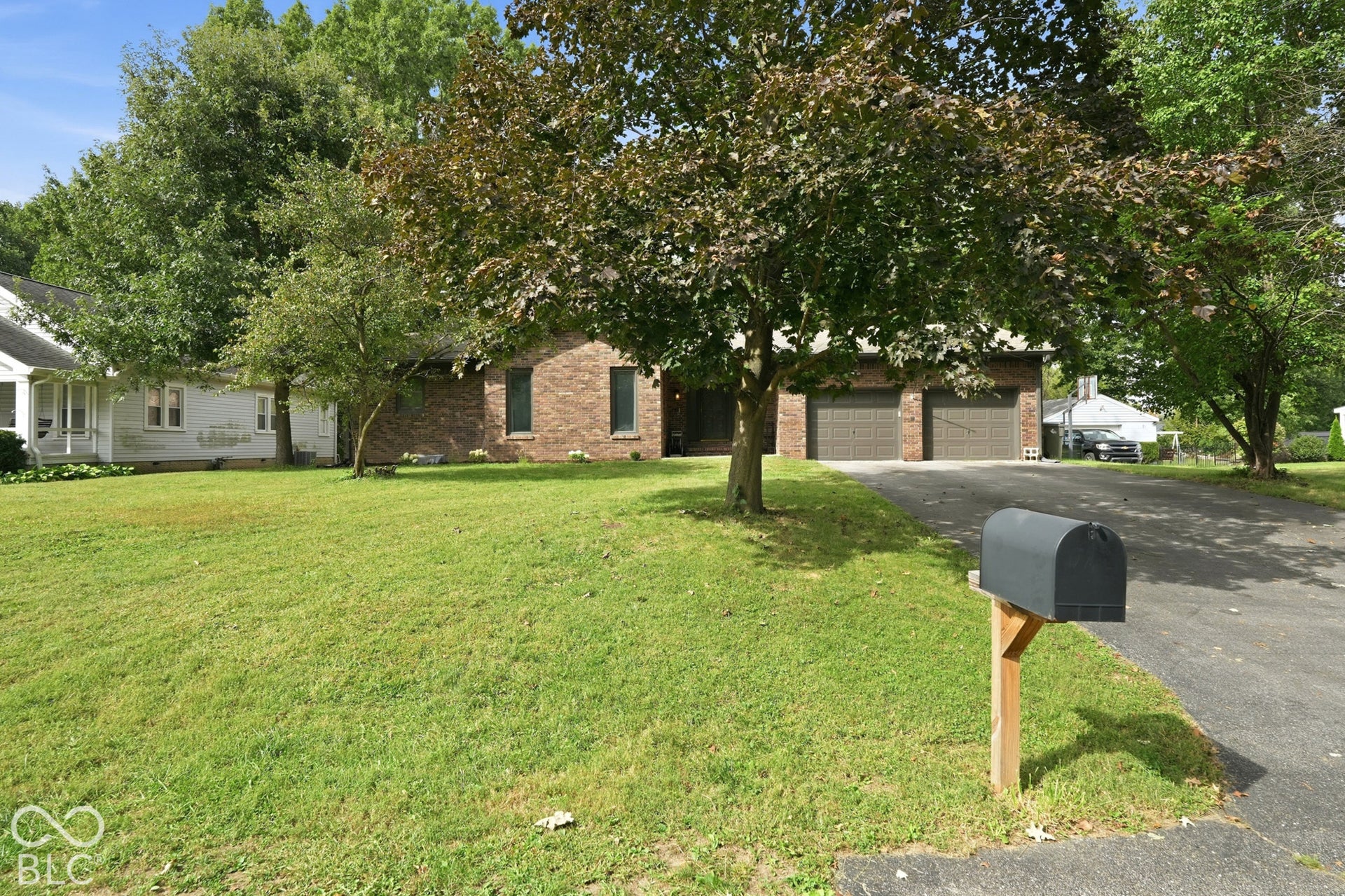 6032 Orinoco Avenue, Indianapolis, IN 46227