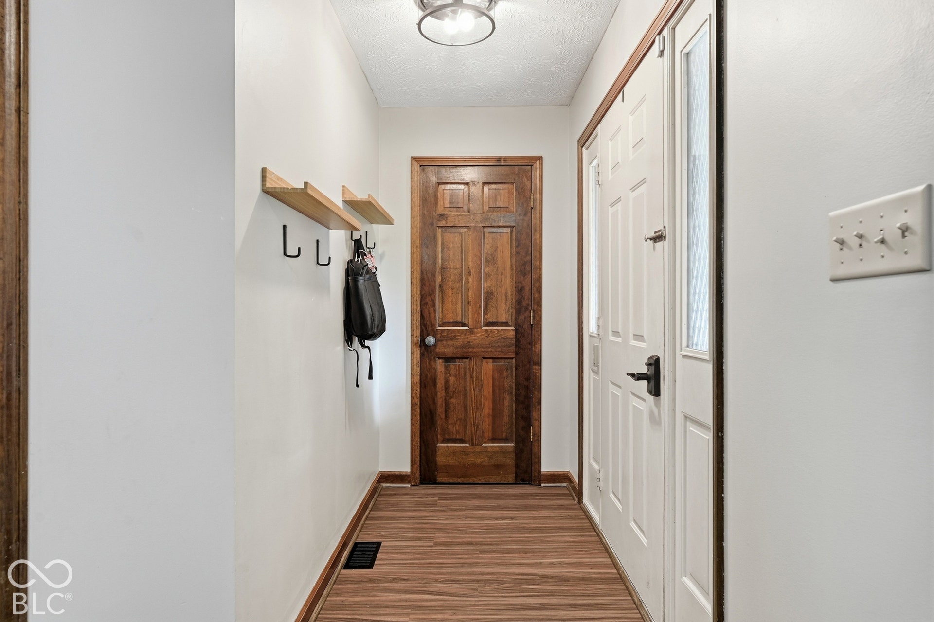 6032 Orinoco Avenue, Indianapolis, IN 46227