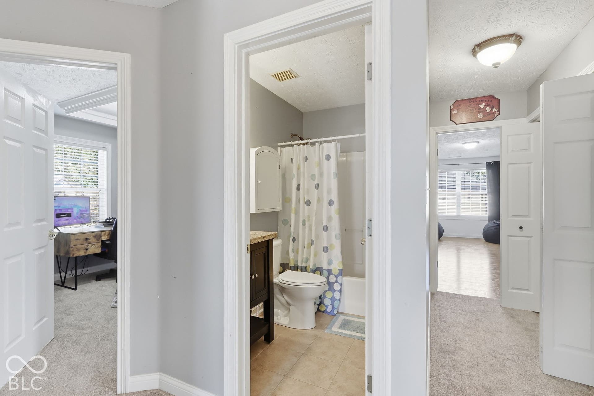 8035 Meadow Bend Lane, Indianapolis, IN 46259 Bathroom featuring a tub/shower combination on second level