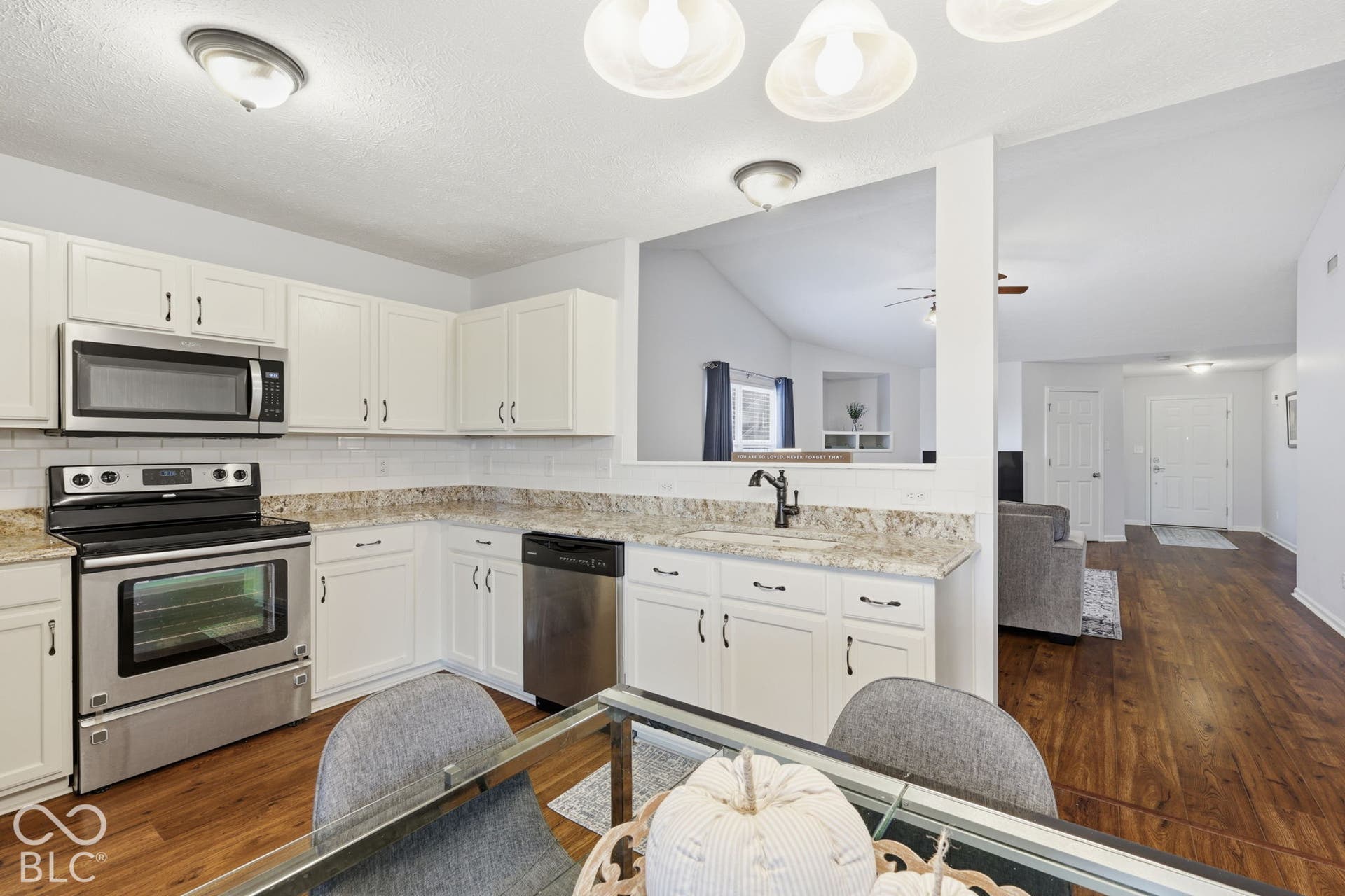 5868 W Deerview Bend, McCordsville, IN 46055