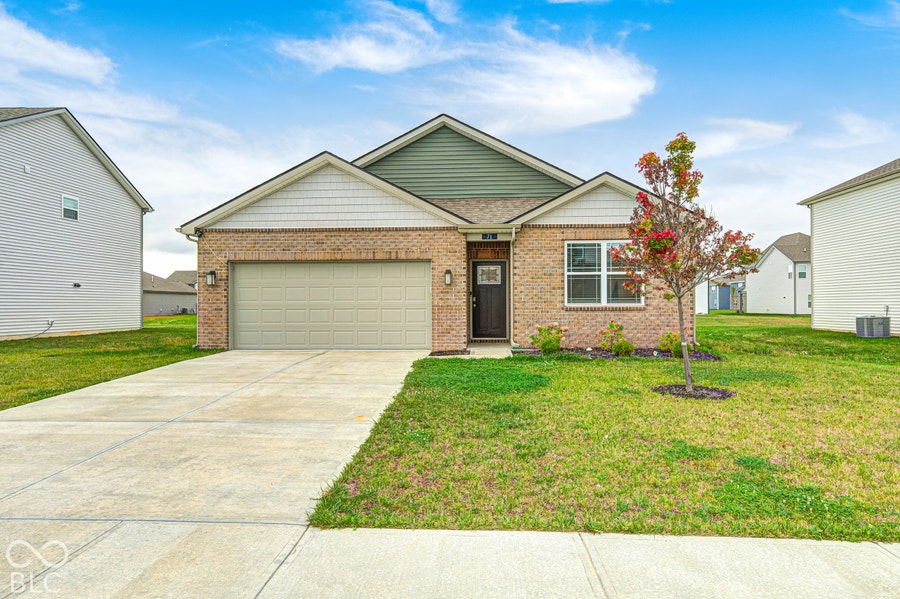Property photo for 71 Varner Drive, Whiteland, IN