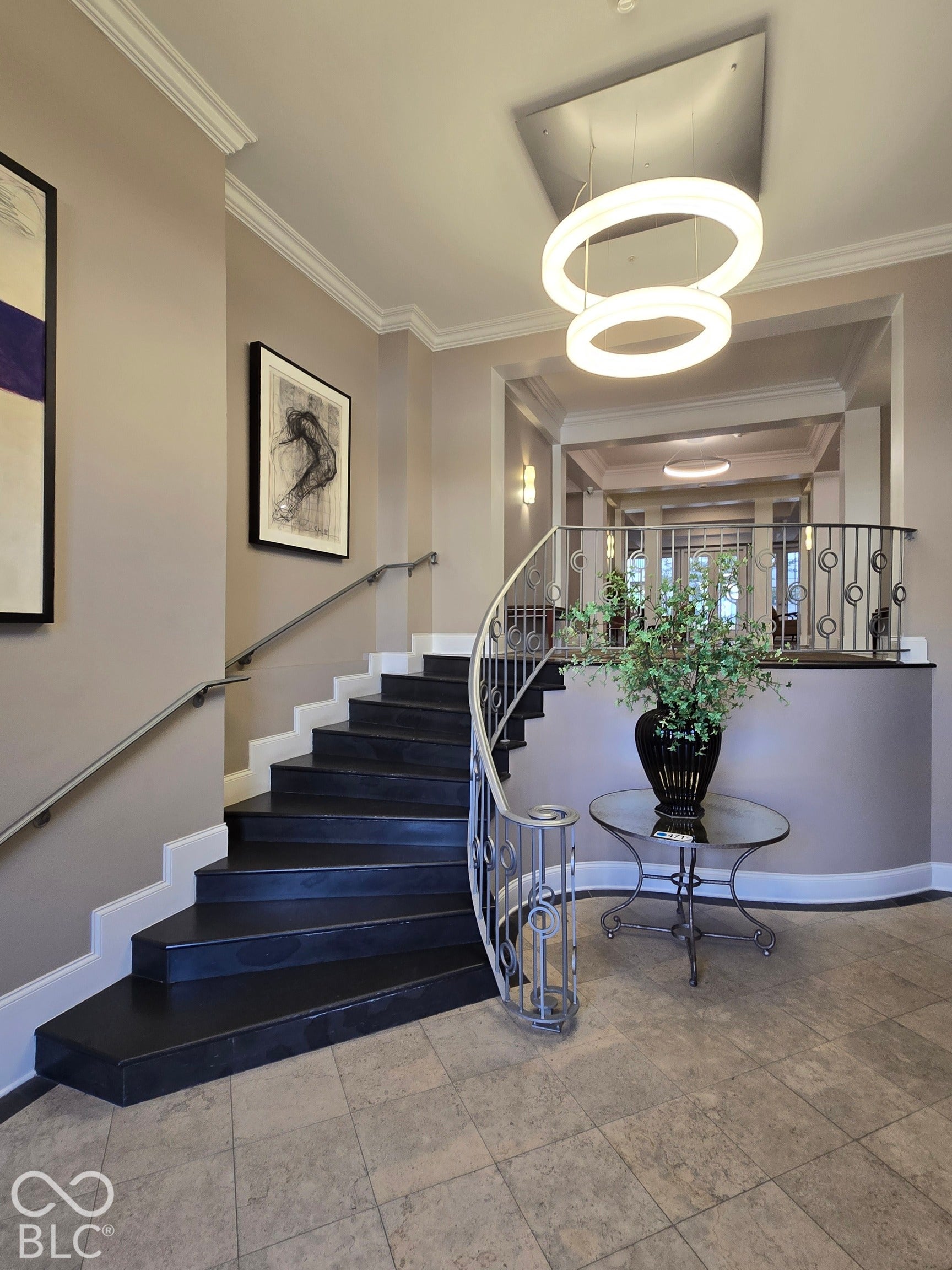 Classy Entryway