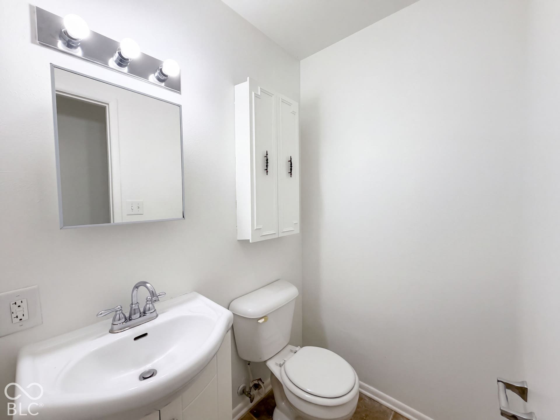 1036 Eastlawn Drive, Whiteland, IN 46184