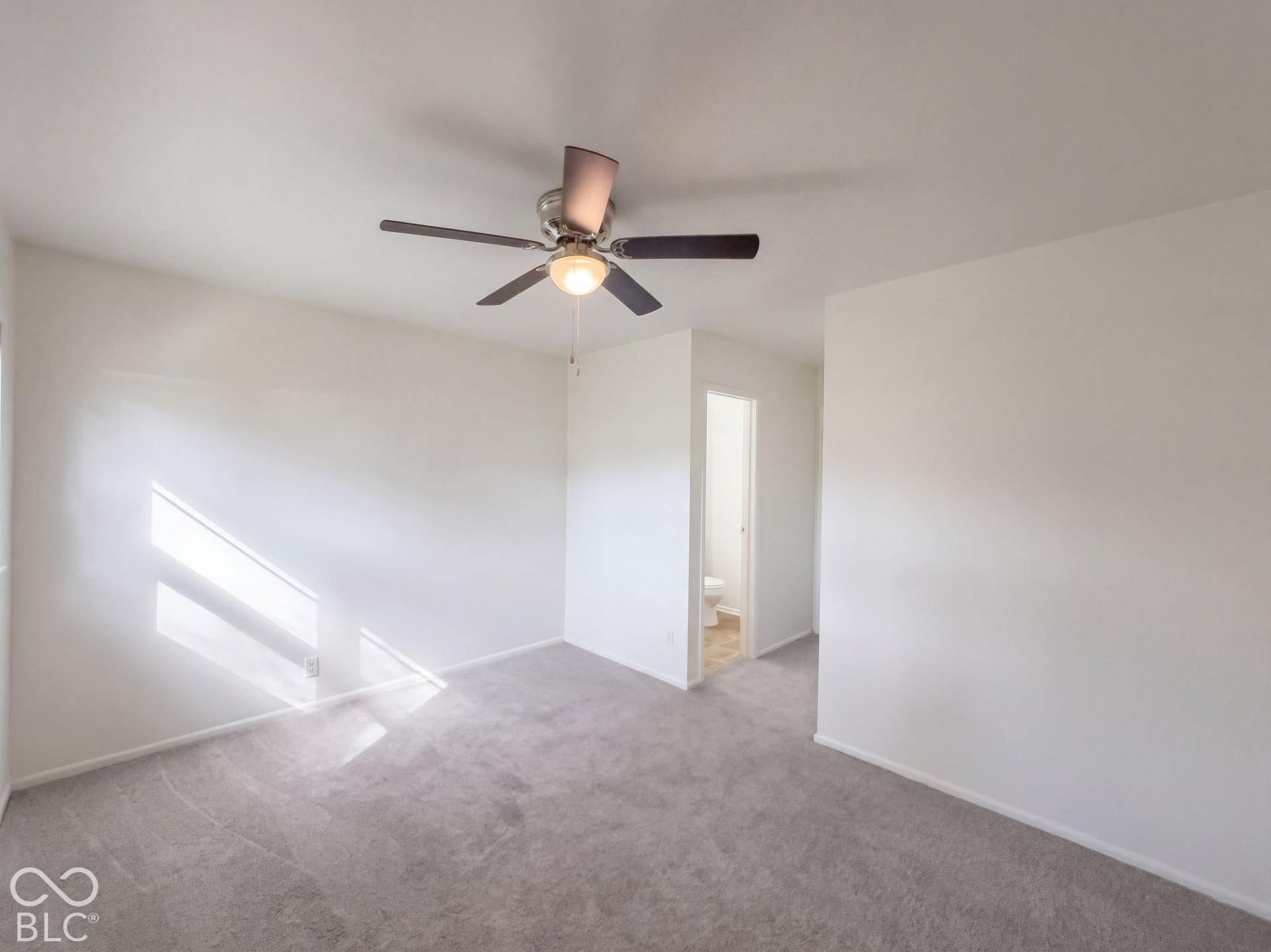 1036 Eastlawn Drive, Whiteland, IN 46184