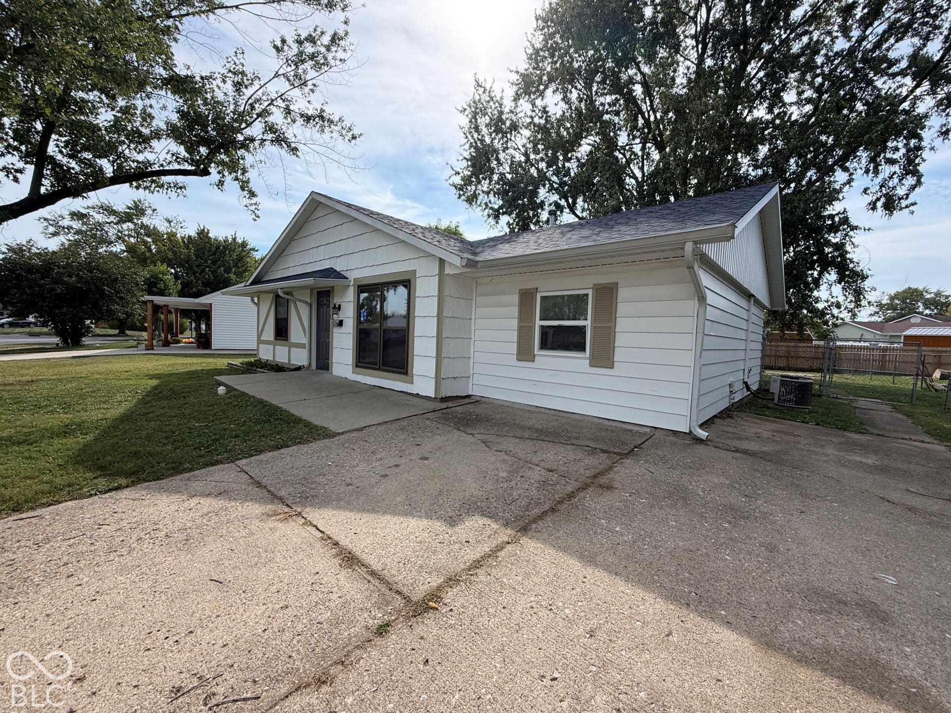 1036 Eastlawn Drive, Whiteland, IN 46184