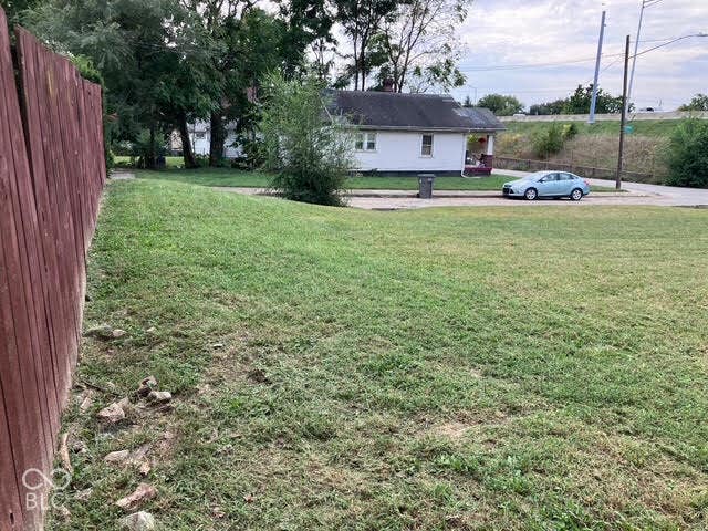 2701 Shriver Avenue, Indianapolis, IN 46208 Expansive grassy lot on a city corner