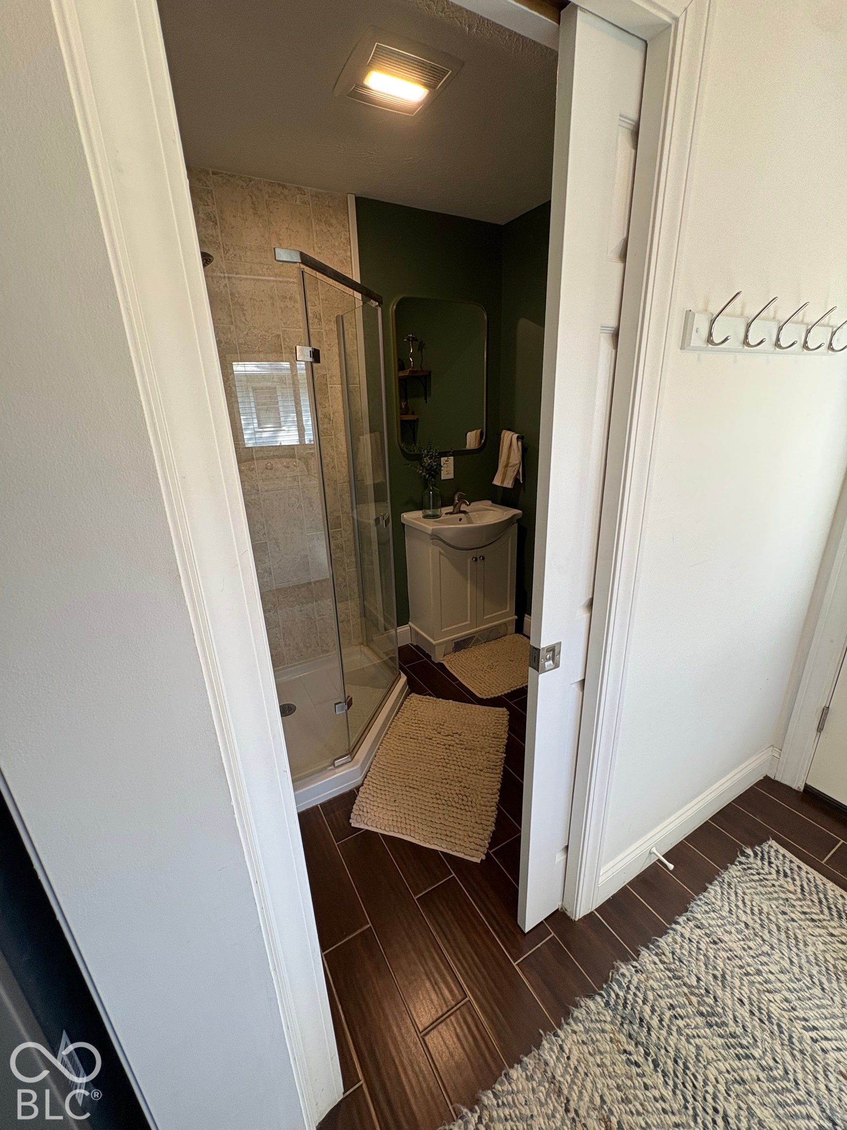 1221 E Edwards Avenue, Indianapolis, IN 46227