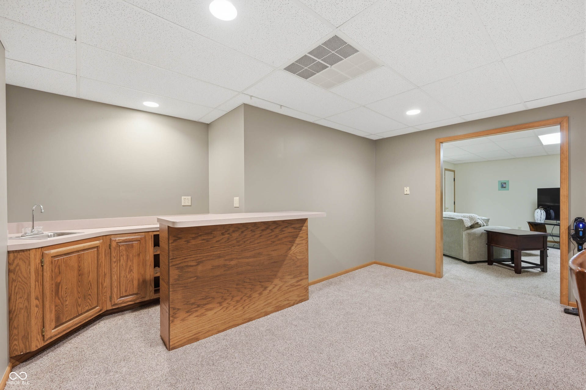 209 N Copperwood Court, Muncie, IN 47304
