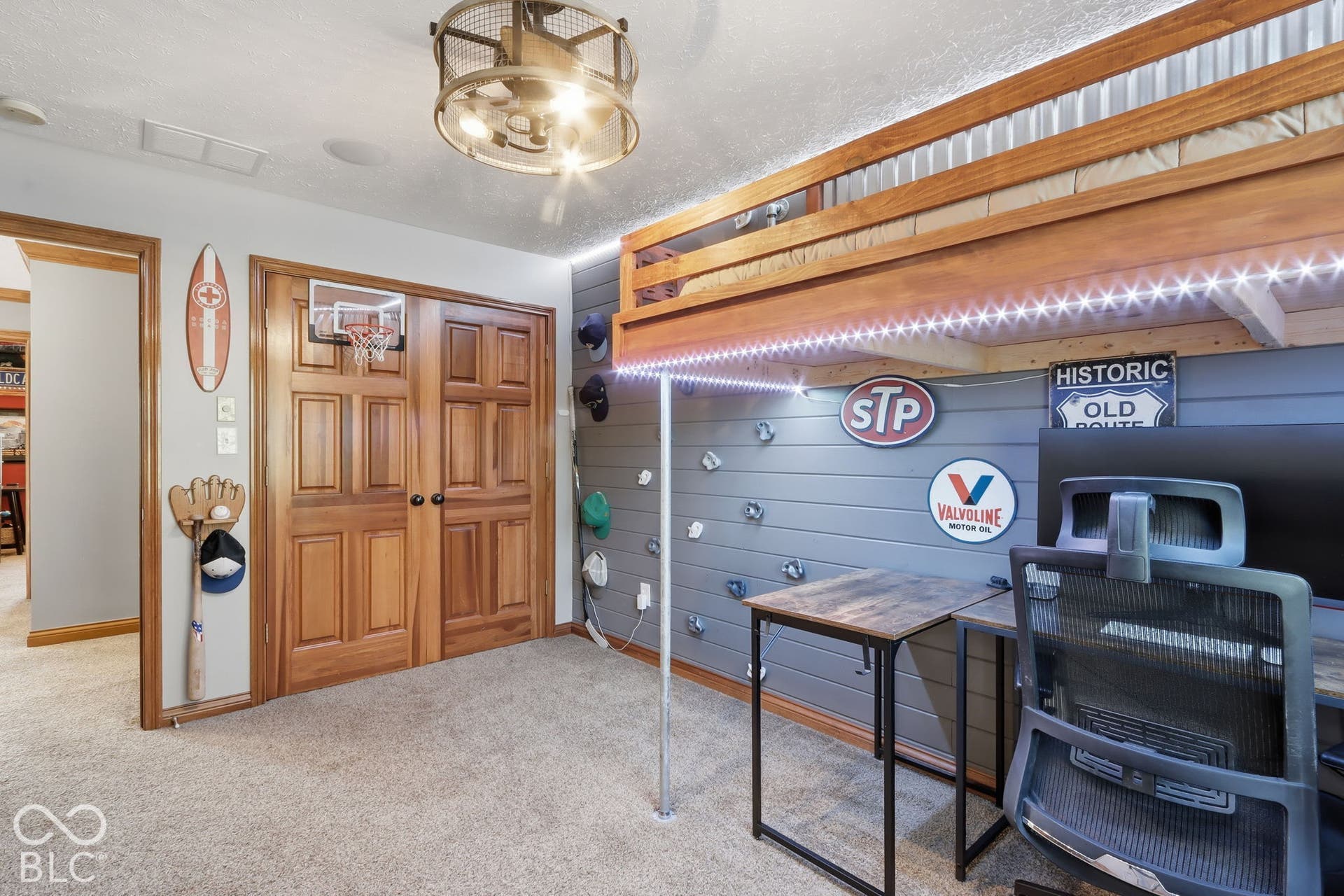 11200 Governors Lane, Fishers, IN 46037
