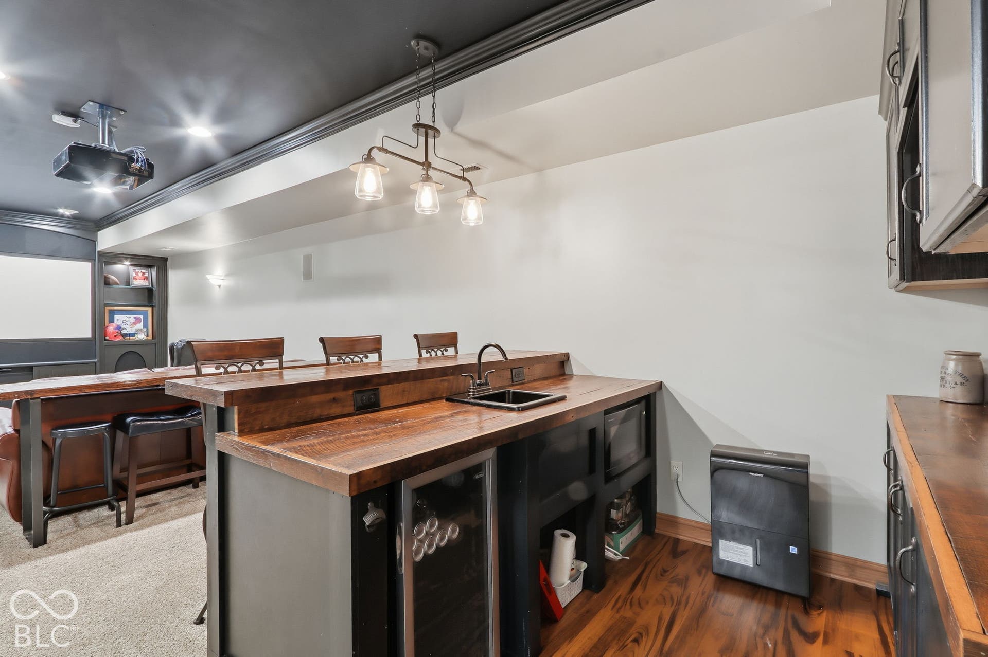 11200 Governors Lane, Fishers, IN 46037