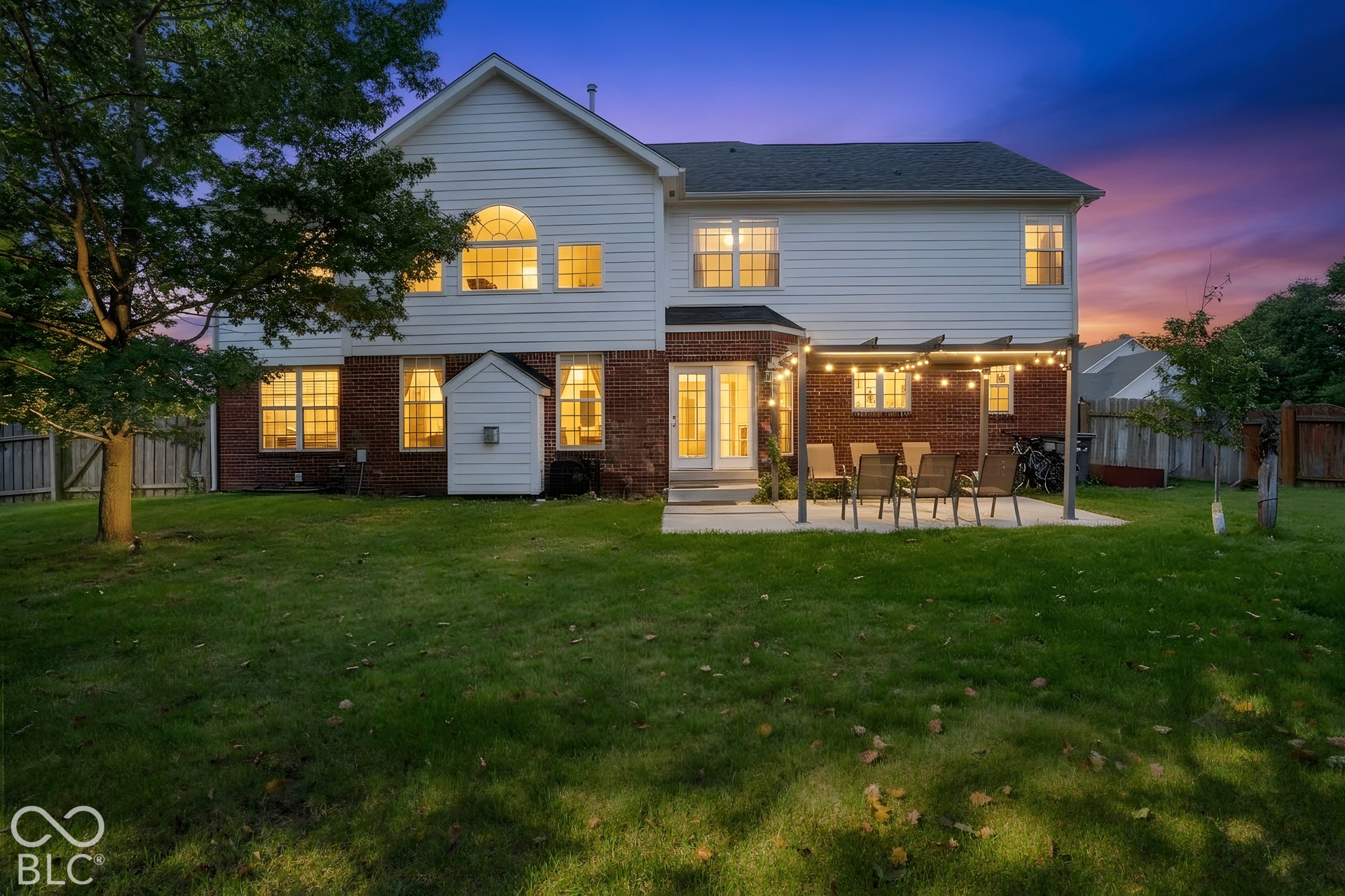 5889 Pebblestream Drive, Carmel, IN 46033 5889 Pebblestream Drive, Carmel, IN 46033
