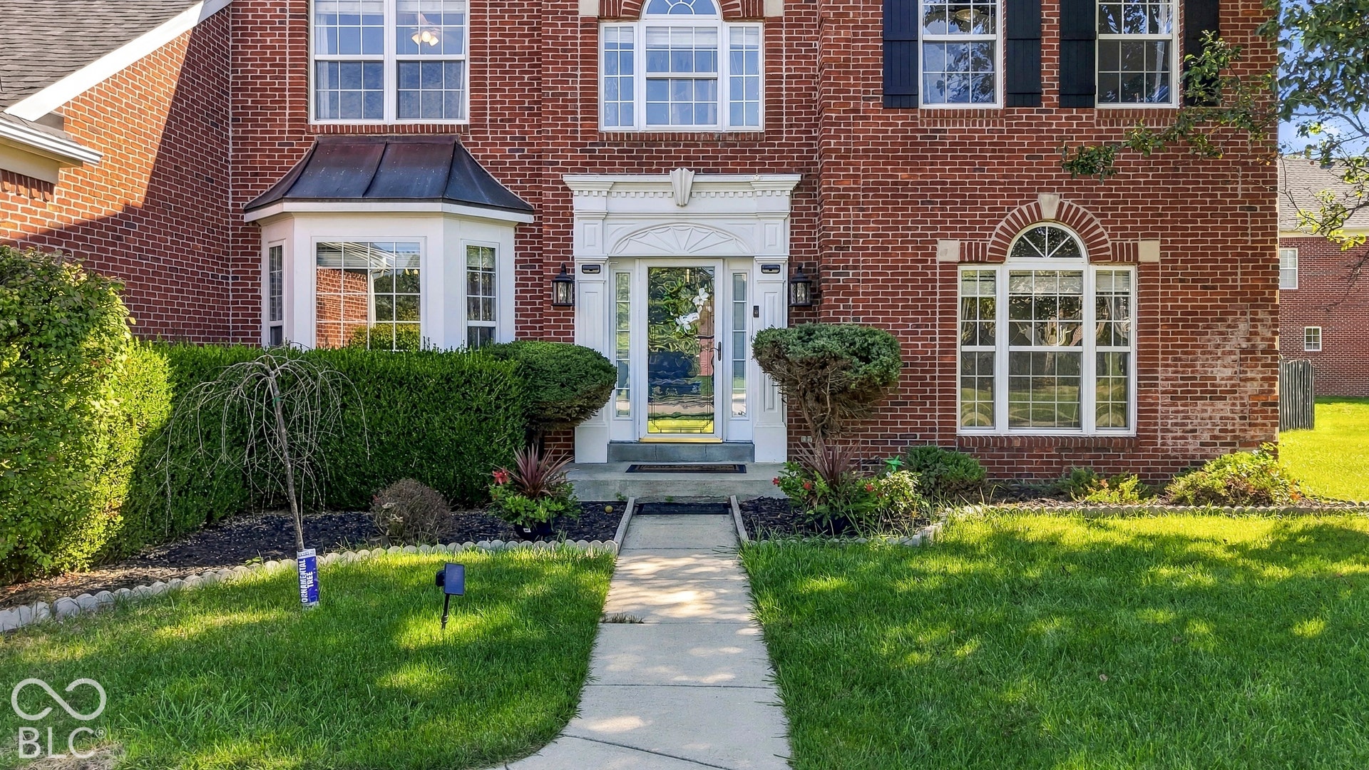 5889 Pebblestream Drive, Carmel, IN 46033 5889 Pebblestream Drive, Carmel, IN 46033