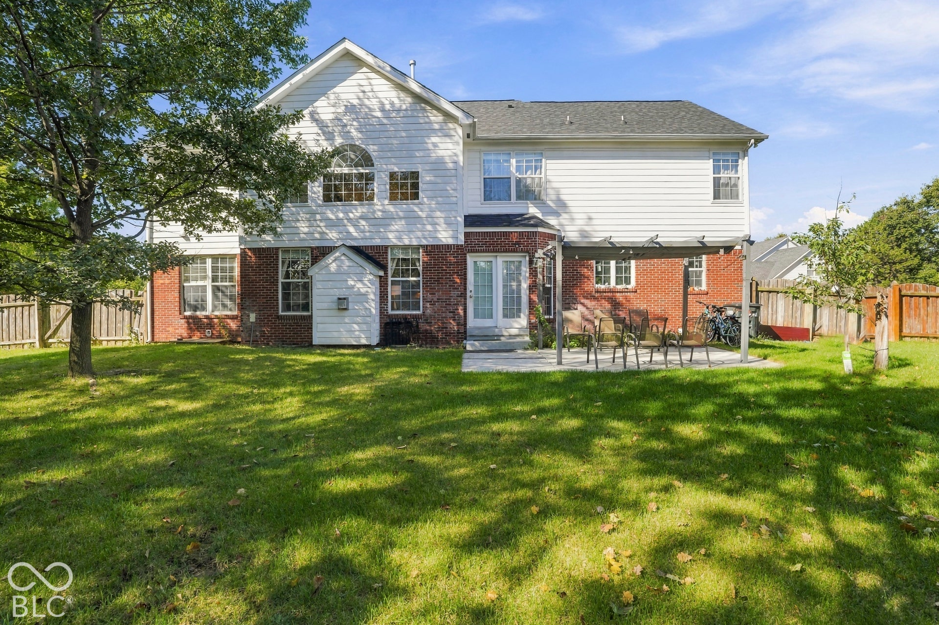 5889 Pebblestream Drive, Carmel, IN 46033 5889 Pebblestream Drive, Carmel, IN 46033