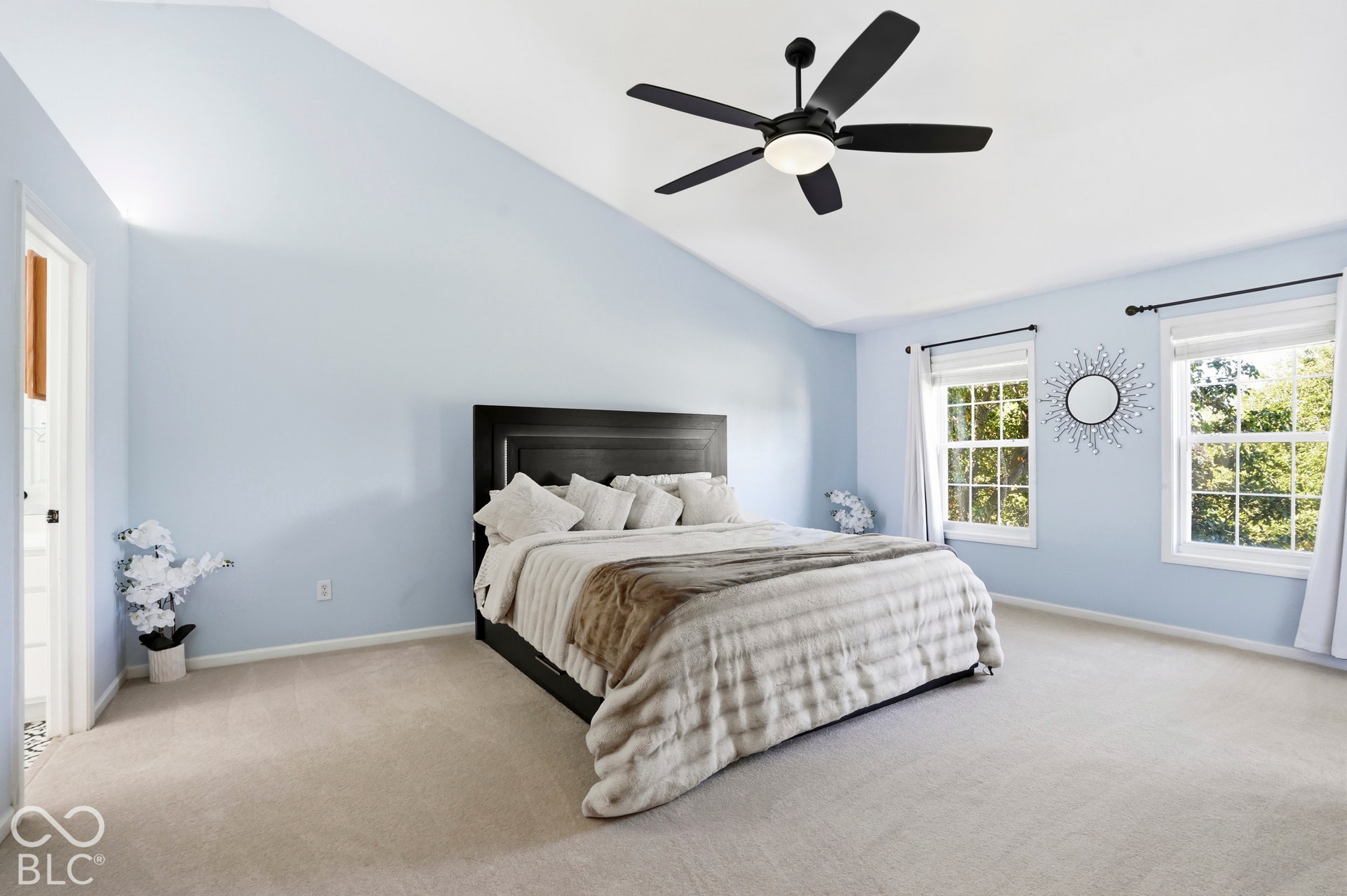5889 Pebblestream Drive, Carmel, IN 46033 5889 Pebblestream Drive, Carmel, IN 46033