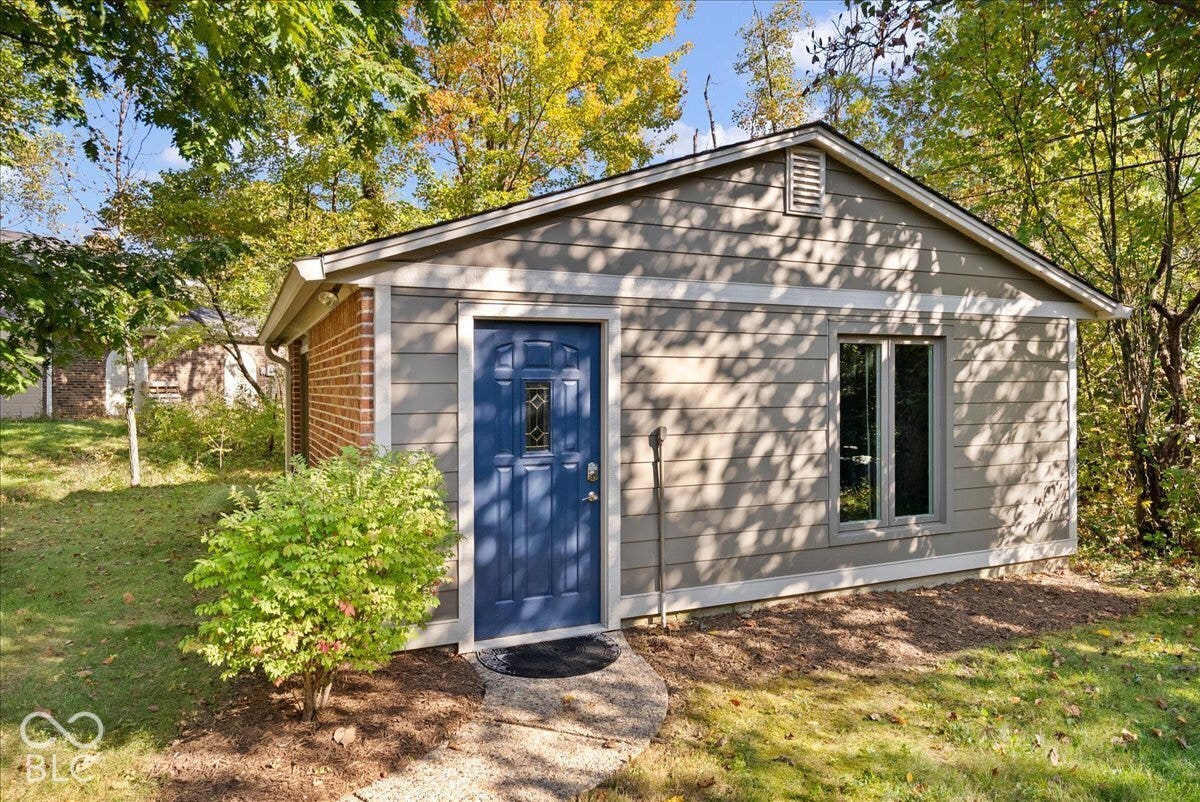 7420 Denton Circle, Indianapolis, IN 46256