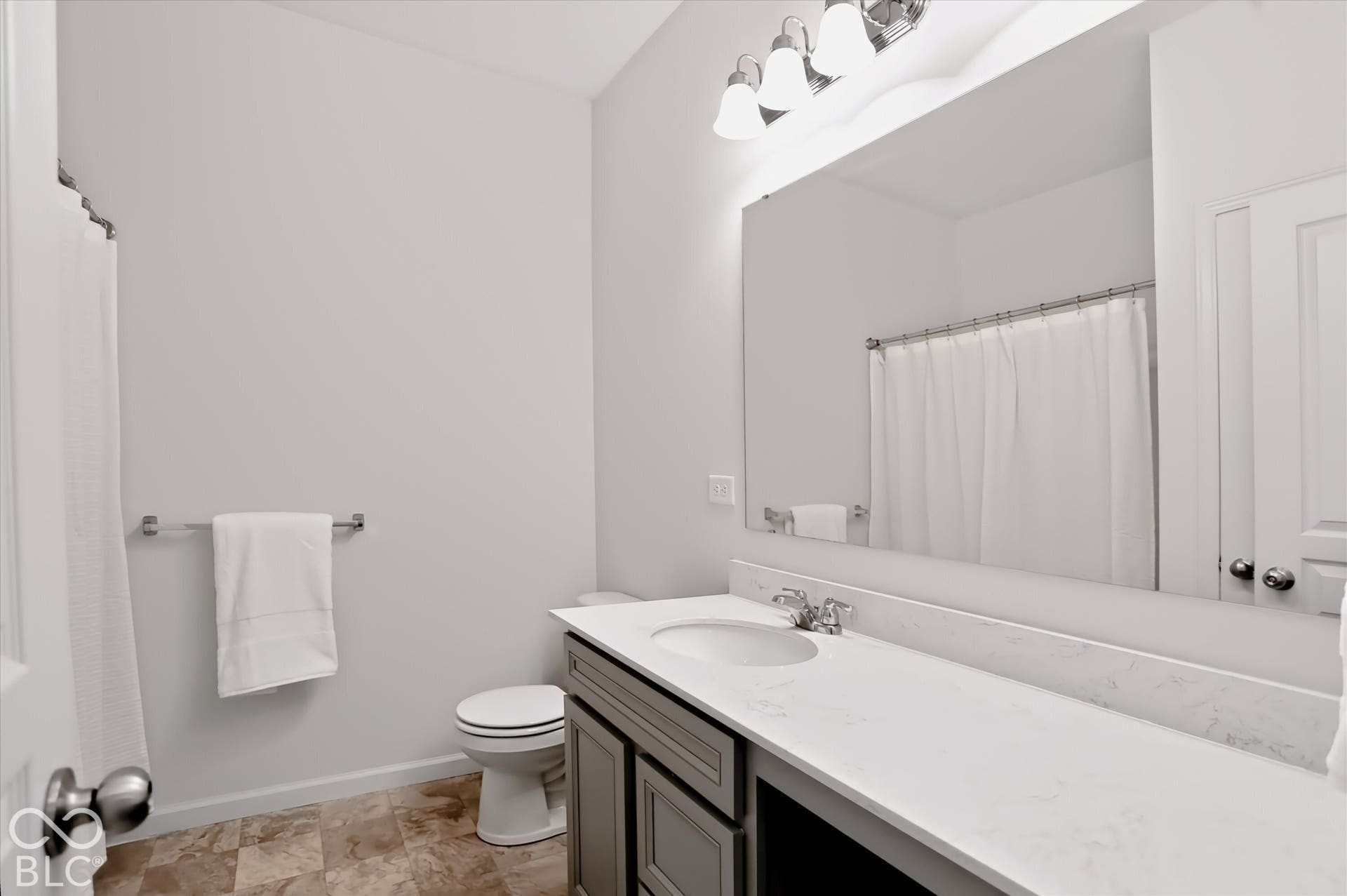 6794 Keepsake Drive, Whitestown, IN 46075