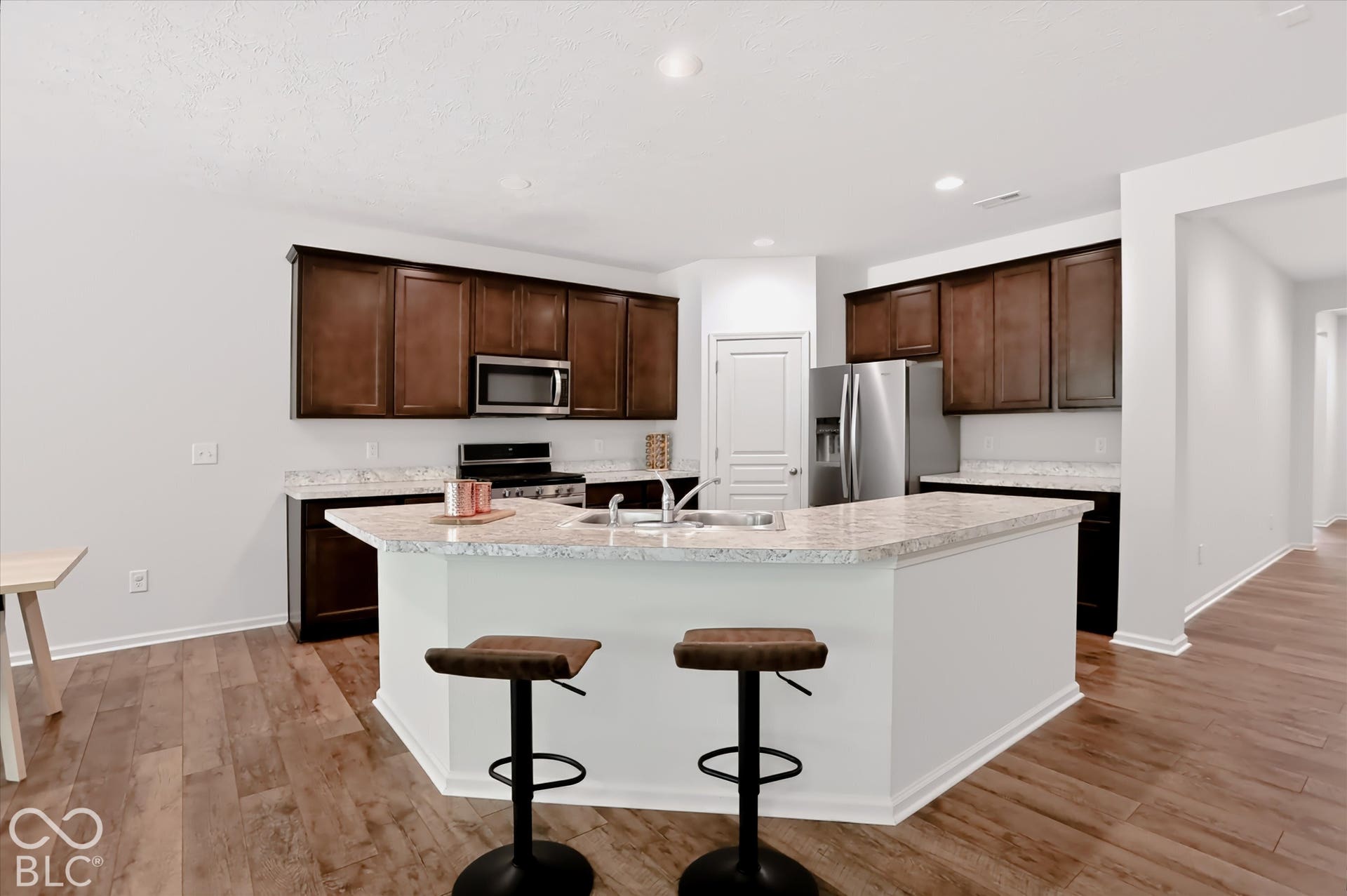 6794 Keepsake Drive, Whitestown, IN 46075