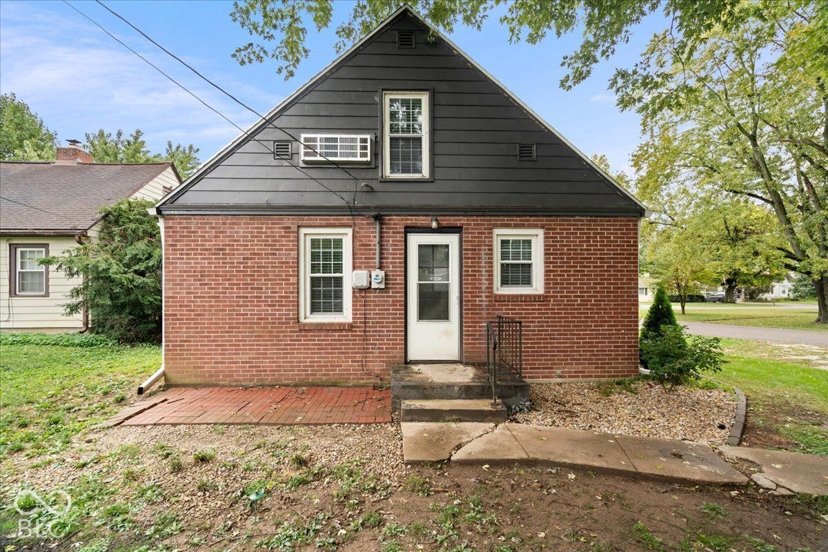 3312 W Godman Avenue, Muncie, IN 47304 3312 W Godman Avenue, Muncie, IN 47304