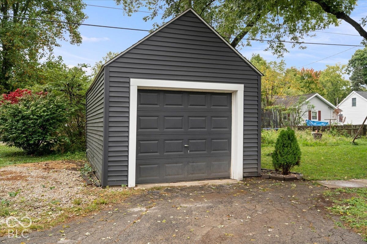 3312 W Godman Avenue, Muncie, IN 47304 3312 W Godman Avenue, Muncie, IN 47304