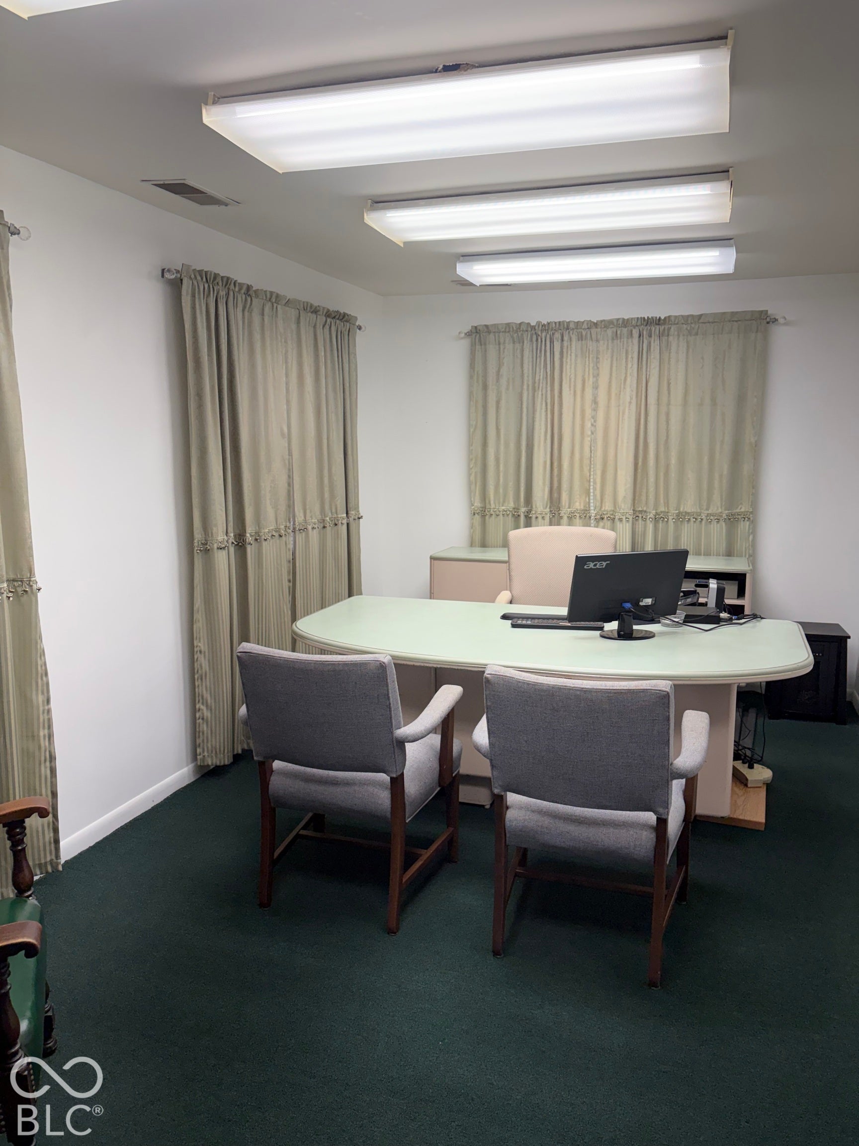 Executive Office 2