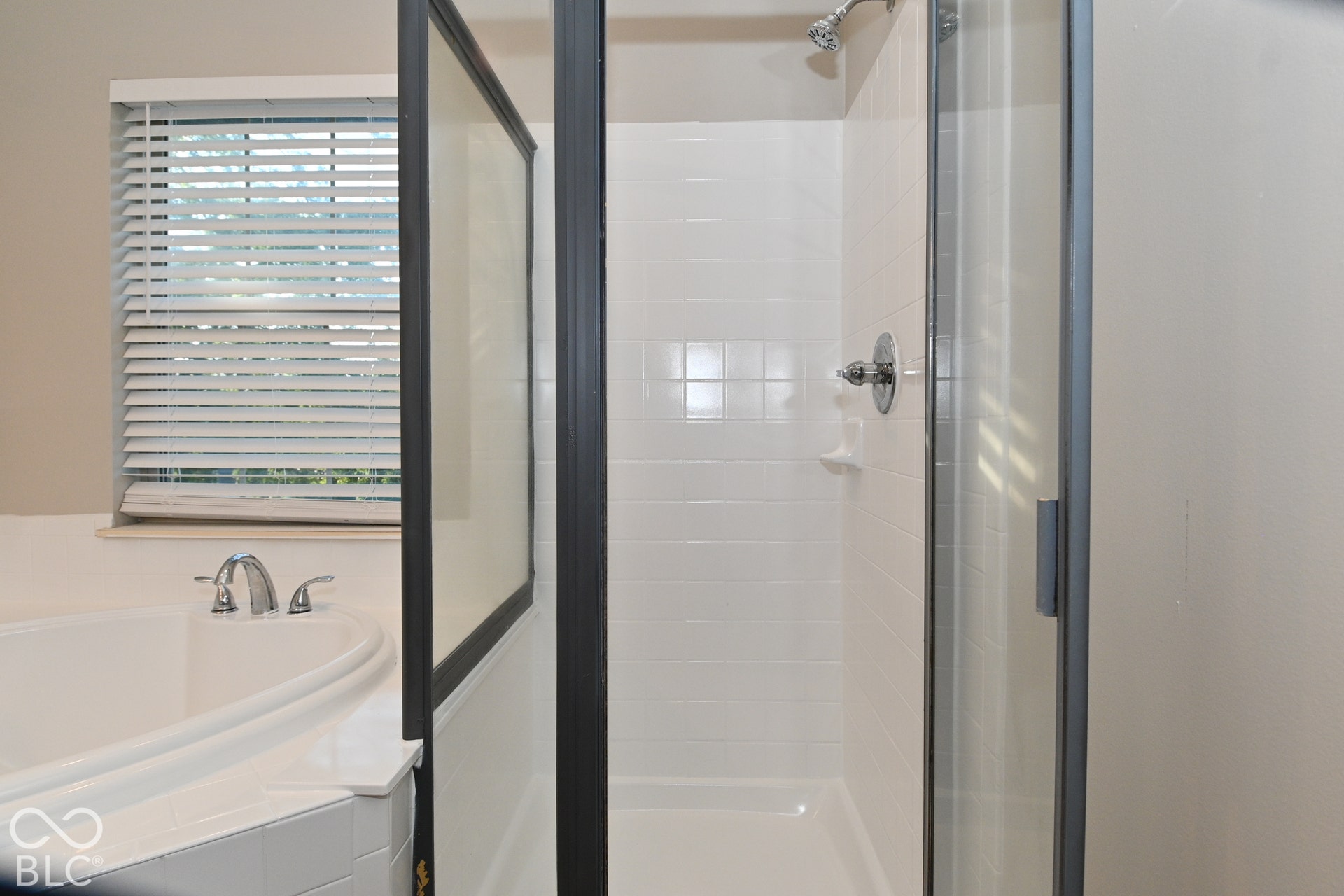 5524 Oakcrest Drive, Indianapolis, IN 46237