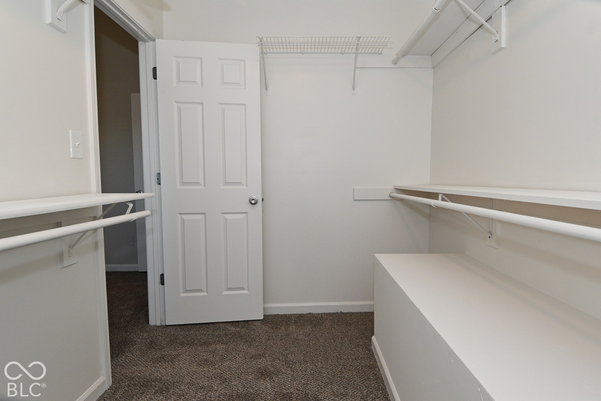 5524 Oakcrest Drive, Indianapolis, IN 46237
