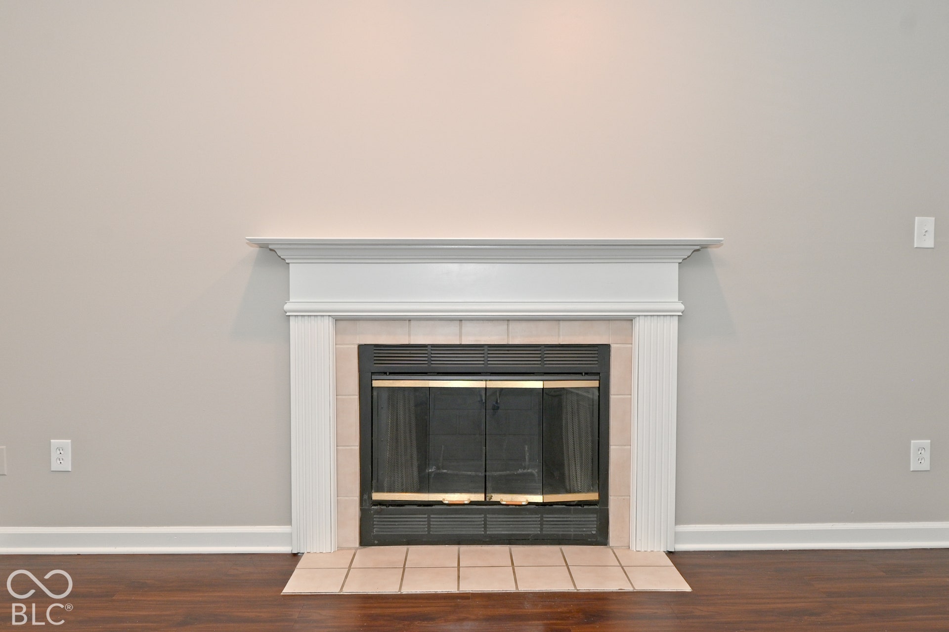 5524 Oakcrest Drive, Indianapolis, IN 46237
